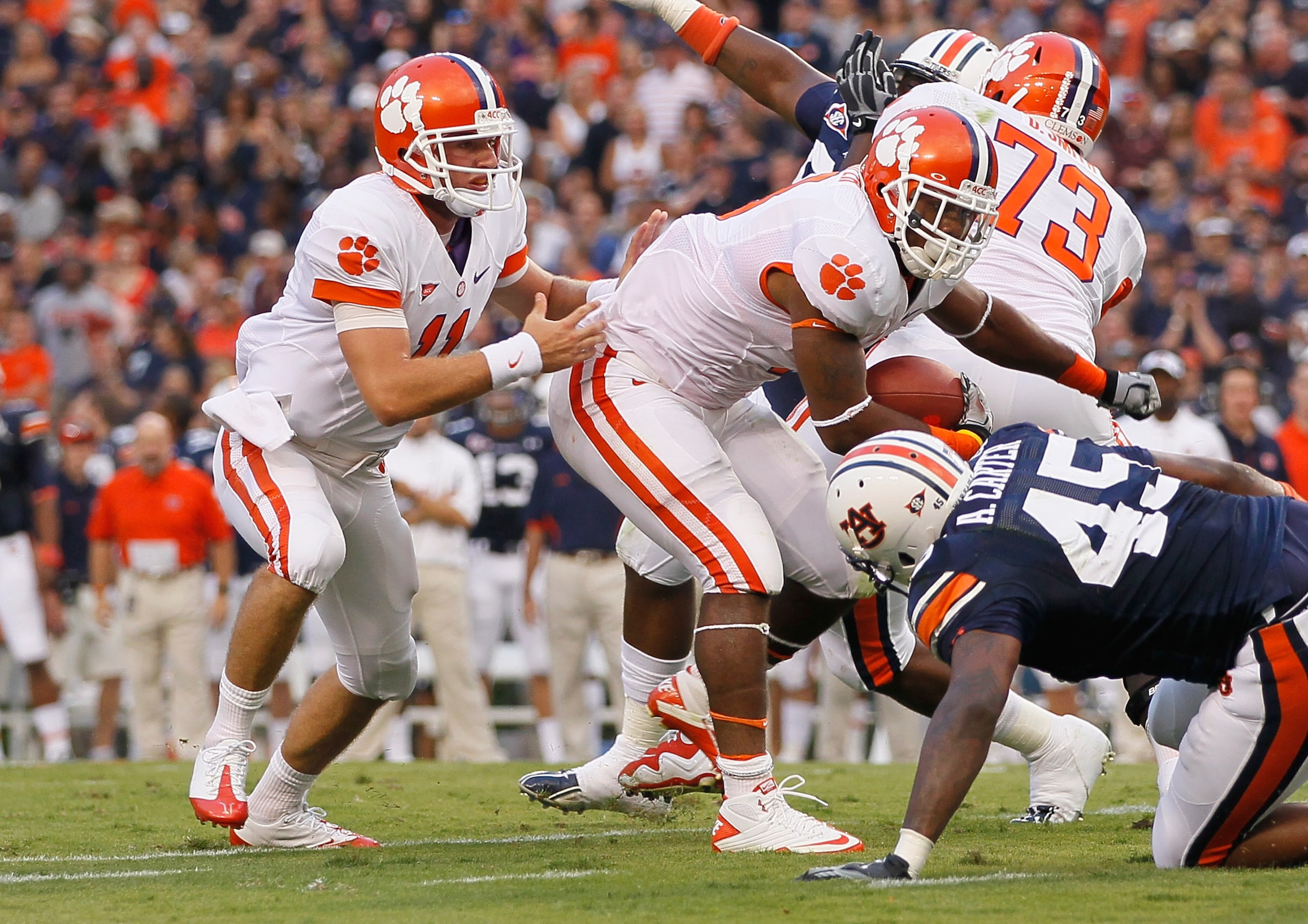 AUBURN, AL - SEPTEMBER 18:  Jamie Harper #8 and quarterback Kyle Parker #11 of the Clemson Tigers against the Auburn Tigers at Jordan-Hare Stadium on September 18, 2010 in Auburn, Alabama.  (Photo by Kevin C. Cox/Getty Images)