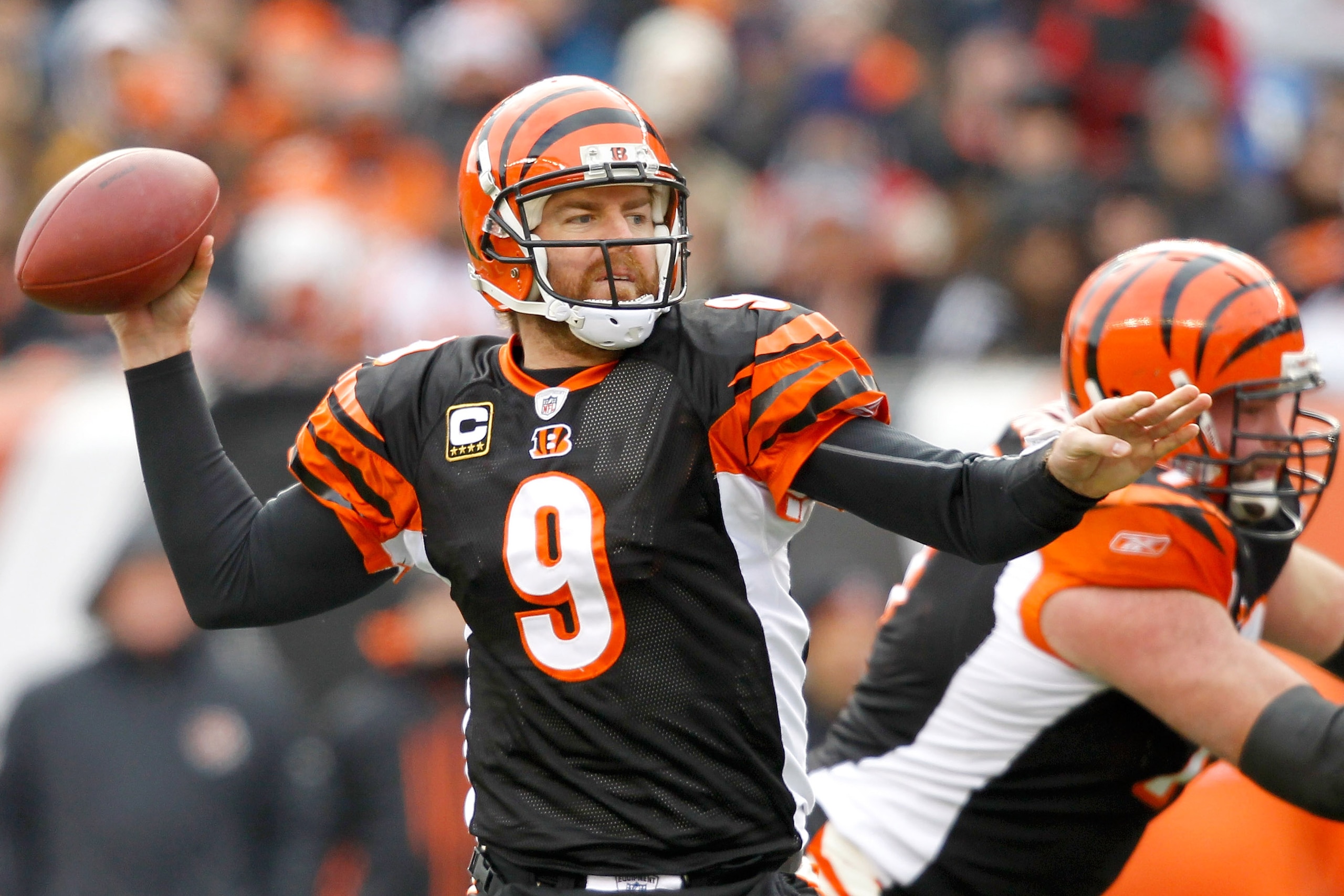 CINCINNATI, OH - DECEMBER 19: Quarterback Carson Palmer #9 of the Cincinnati Bengals fades back in the poscket while playing the Cleveland Browns at Paul Brown Stadium on December 19, 2010 in Cincinnati, Ohio. (Photo by Matthew Stockman/Getty Images) CINCINNATI, OH - DECEMBER 19: Quarterback Carson Palmer #9 of the Cincinnati Bengals fades back in the poscket while playing the Cleveland Browns at Paul Brown Stadium on December 19, 2010 in Cincinnati, Ohio. (Photo by Matthew Stockman/Getty Images)