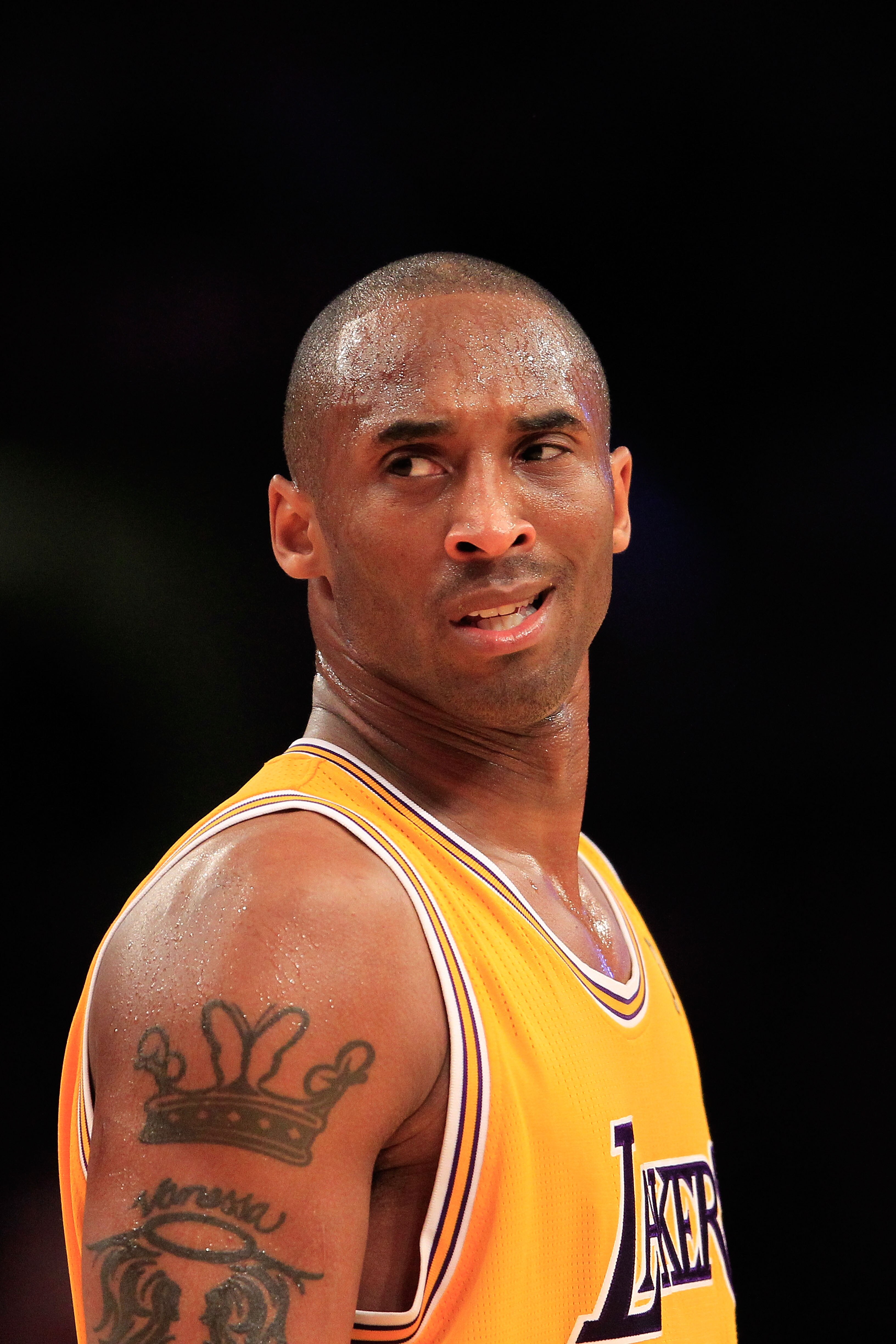 NEW YORK, NY - FEBRUARY 11: Kobe Bryant #24 of the Los Angeles Lakers on the court against the New York Knicks at Madison Square Garden on February 11, 2011 in New York City. NOTE TO USER: User expressly acknowledges and agrees that, by downloading and/or