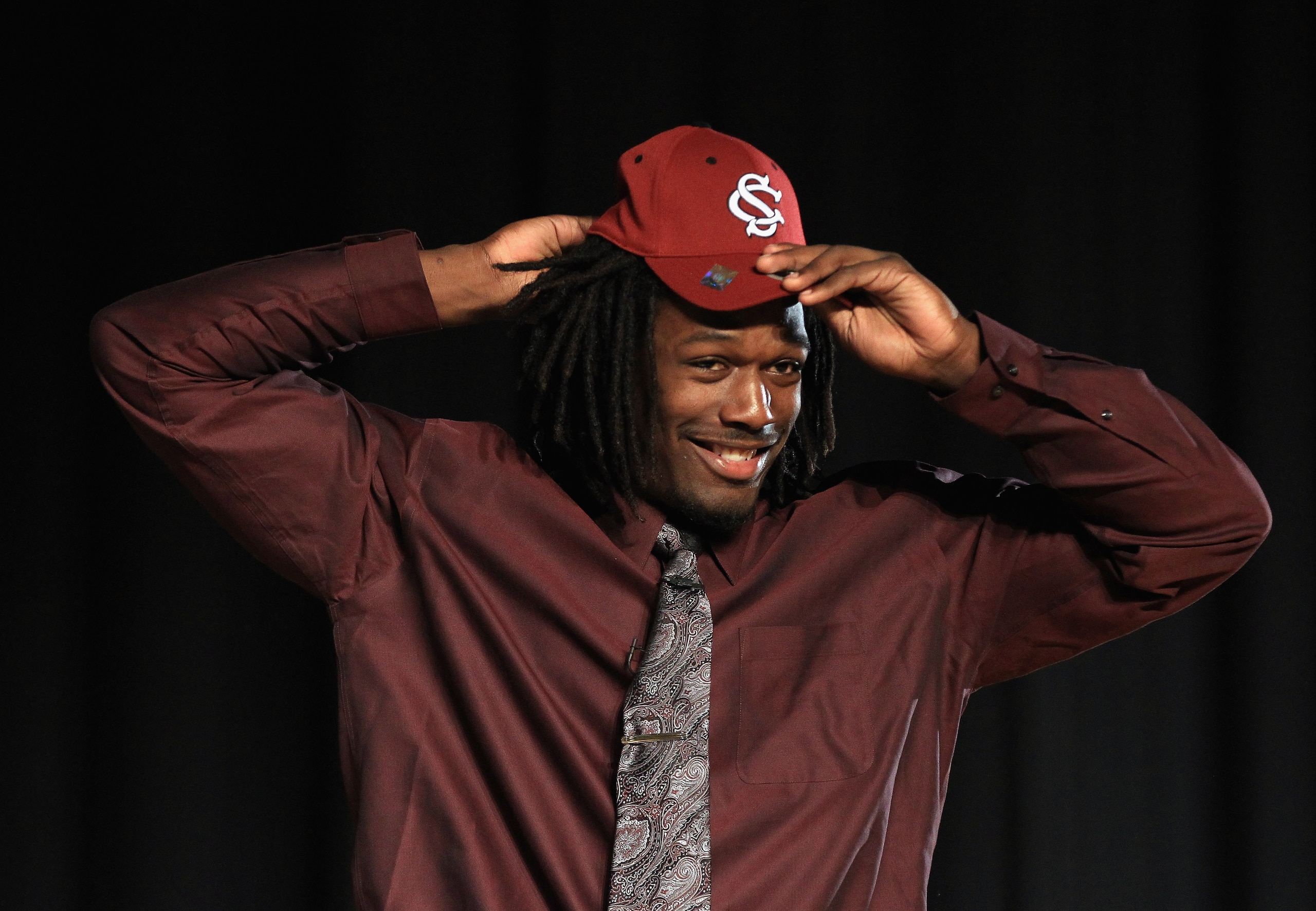ROCK HILL, SC - FEBRUARY 14:  Jadeveon Clowney announces his college football commitment to the University of South Carolina Gamecocks during a press conference at South Pointe High School on February 14, 2011 in Rock Hill, South Carolina.  (Photo by Stre