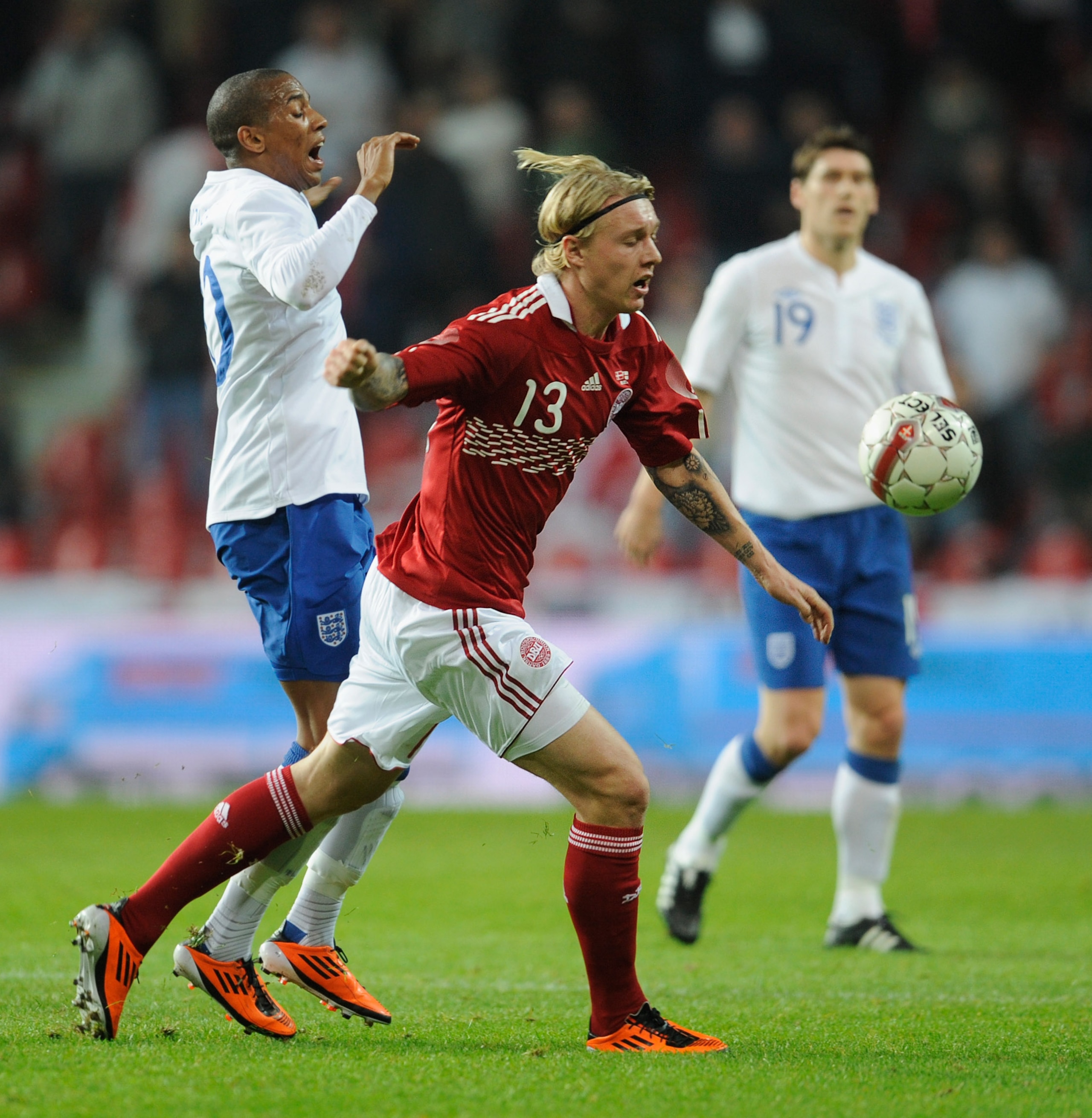 COPENHAGEN, DENMARK - FEBRUARY 09: Simon Kjaer of Denmark battles Ashley Young of England during the international friendly match between Denmark and England at Parken Stadium on February 9, 2011 in Copenhagen, . (Photo by Michael Regan/Getty Images) COPENHAGEN, DENMARK - FEBRUARY 09: Simon Kjaer of Denmark battles Ashley Young of England during the international friendly match between Denmark and England at Parken Stadium on February 9, 2011 in Copenhagen, . (Photo by Michael Regan/Getty Images)