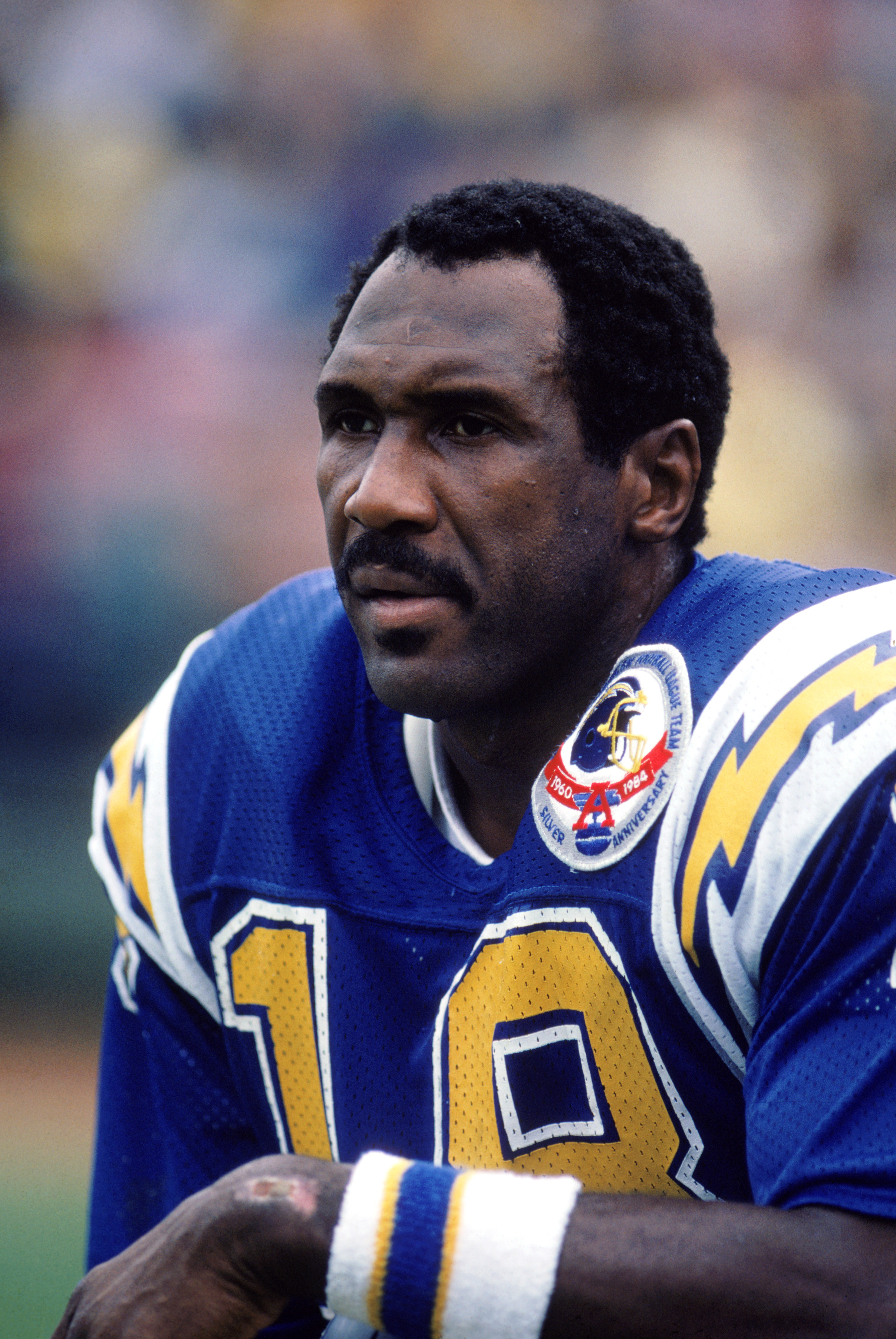 1984:  Wide receiver Charlie Joiner #18 of the San Diego Chargers focuses as he is about to set a NFL receiving record, moving ahead of Charley Taylor as the all-time receiving leader during a game in 1984.  (Photo by Tony Duffy/Getty Images)