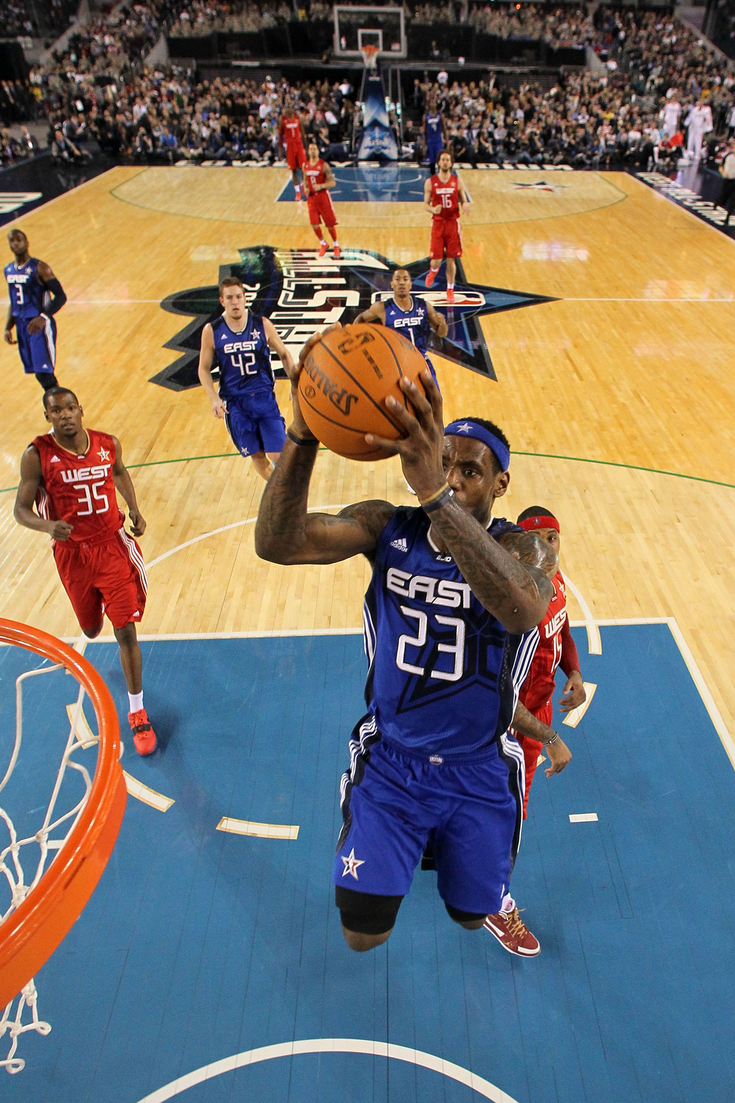 ARLINGTON, TX - FEBRUARY 14:  LeBron James #23 of the Eastern Conference goes up for a dunk against the Western Conference during the second half of the NBA All-Star Game, part of 2010 NBA All-Star Weekend at Cowboys Stadium on February 14, 2010 in Arling