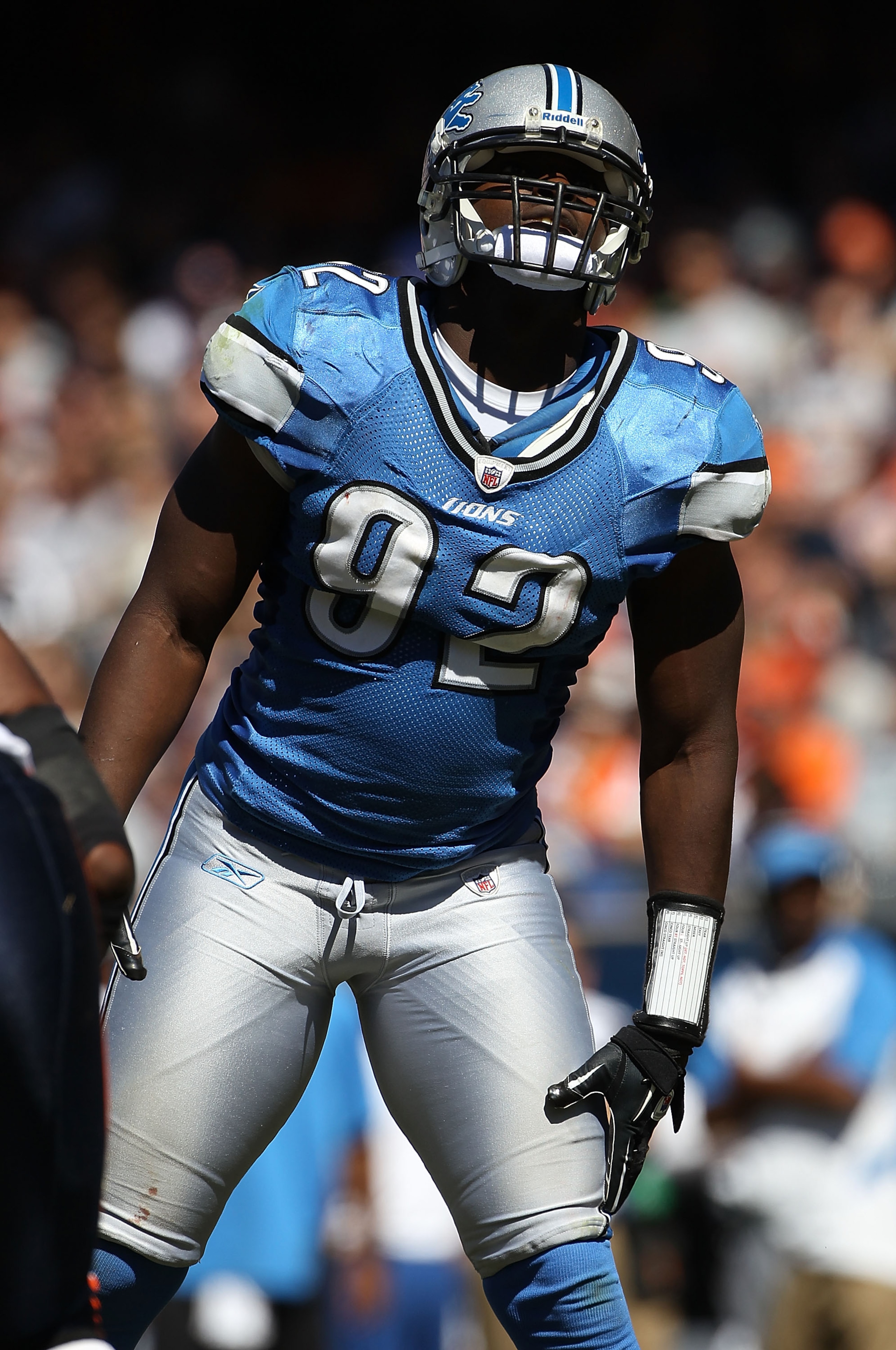 CHICAGO - SEPTEMBER 12: Ndamukong Suh #90 of the Detroit Lions awaits the start of play against the Chicago Bears during the NFL season opening game at Soldier Field on September 12, 2010 in Chicago, Illinois. The Bears defeated the Lions 19-14. (Photo by