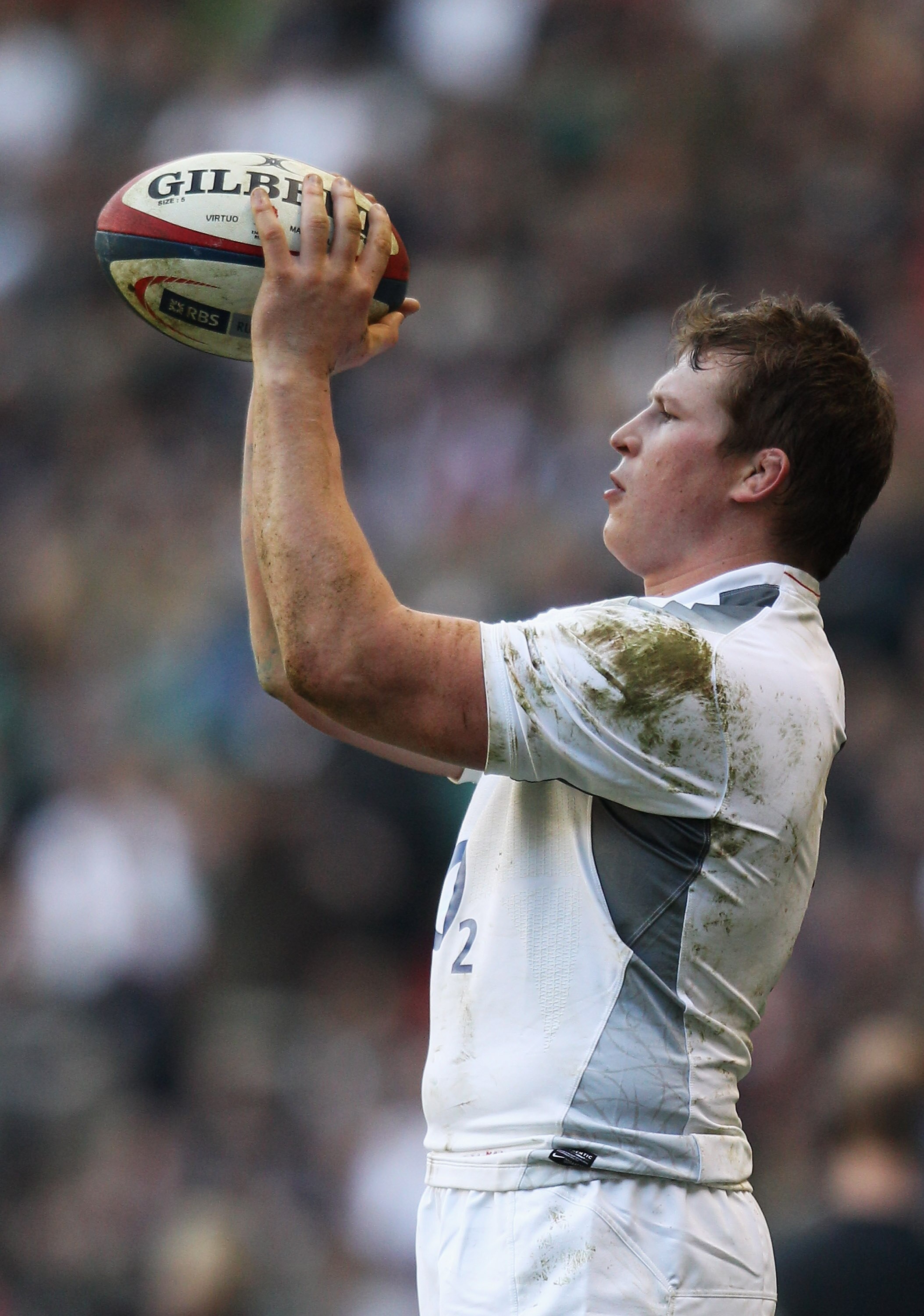 LONDON, ENGLAND - FEBRUARY 12:  Dylan Hartley of England throws in at a line out during the RBS 6 Nations Championship match between England and Italy at Twickenham Stadium on February 12, 2011 in London, England.  (Photo by David Rogers/Getty Images)