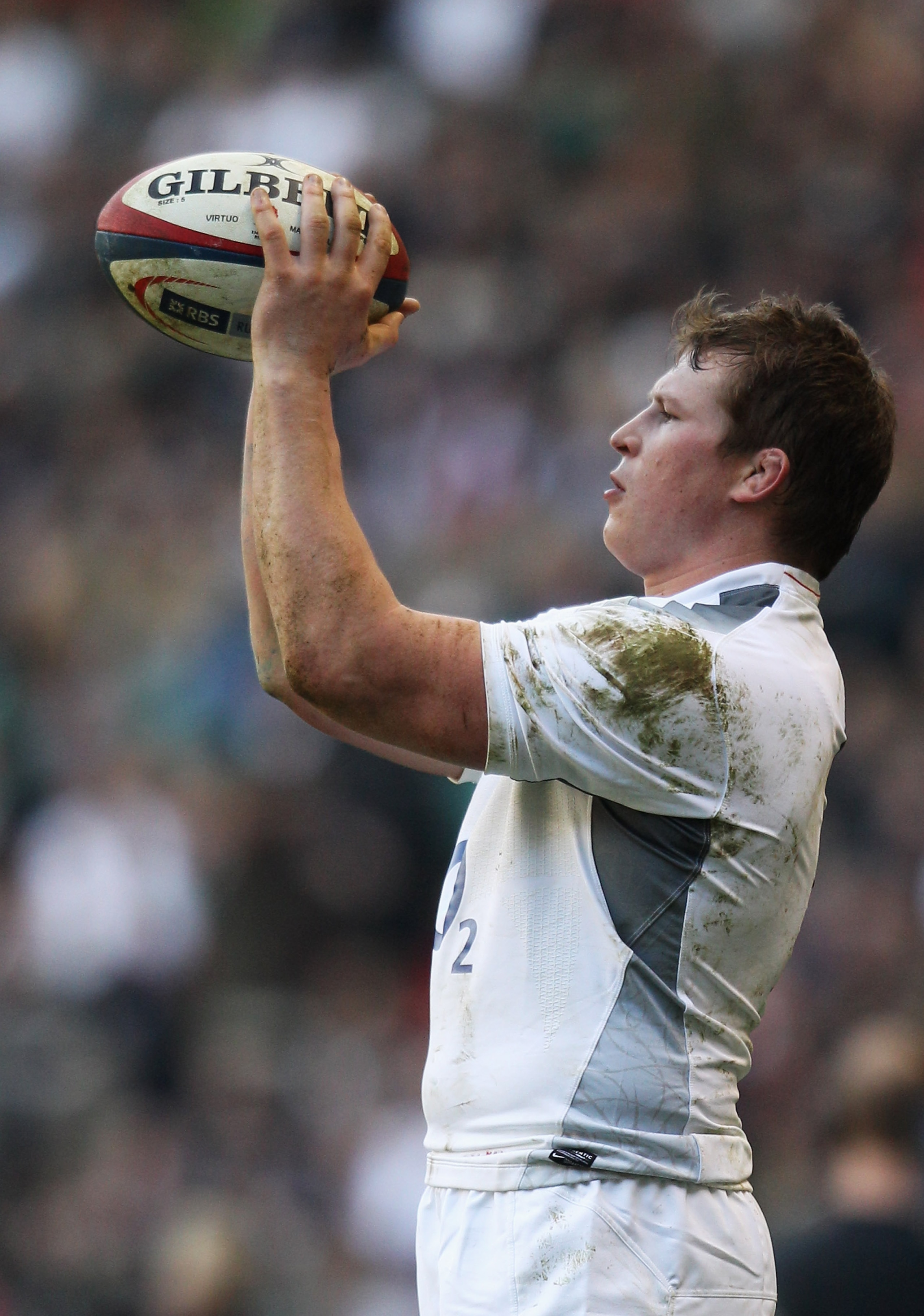 LONDON, ENGLAND - FEBRUARY 12:  Dylan Hartley of England throws in at a line out during the RBS 6 Nations Championship match between England and Italy at Twickenham Stadium on February 12, 2011 in London, England.  (Photo by David Rogers/Getty Images)