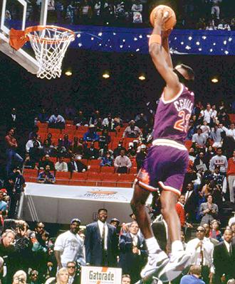 John Starks showcased his hops in the 1992 Slam Dunk Contest as a Knick. He  was eliminated in the Semi-Finals and Cedric Ceballos from the…