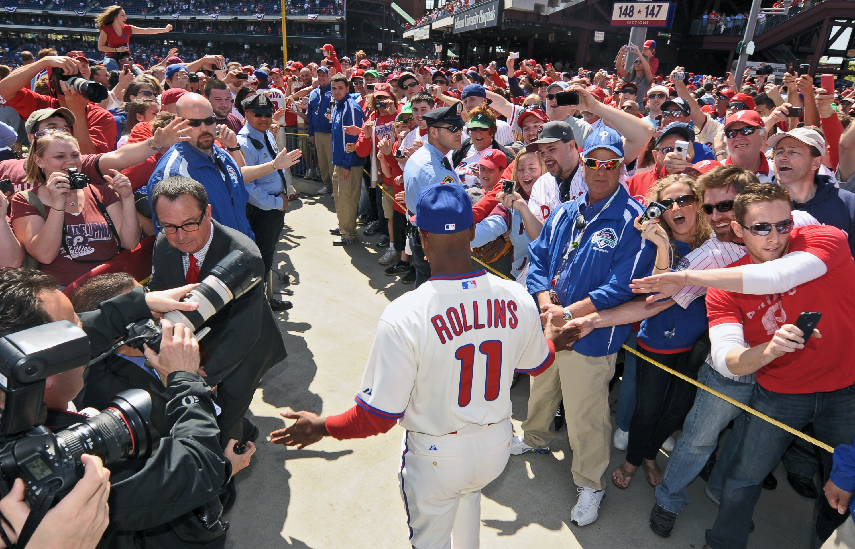 Jimmy Rollins, Philadelphia Phillies face crossroads at MLB trade