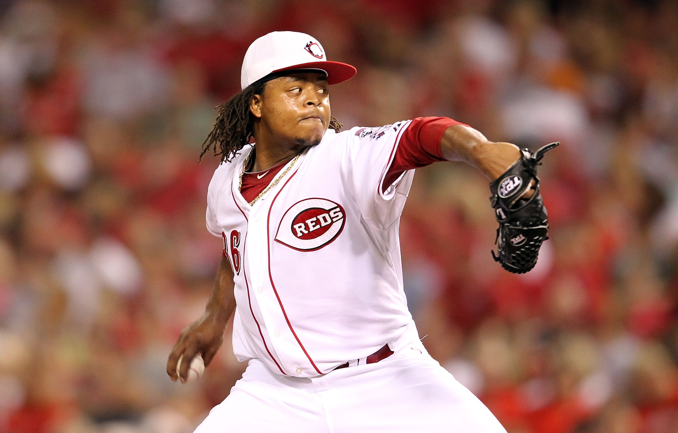 CINCINNATI - SEPTEMBER 11:  Edison Volquez #36 of the Cincinnati Reds throws a pitch during the game against the Pittsburg Pirates at Great American Ball Park on September 11, 2010 in Cincinnati, Ohio.  (Photo by Andy Lyons/Getty Images)