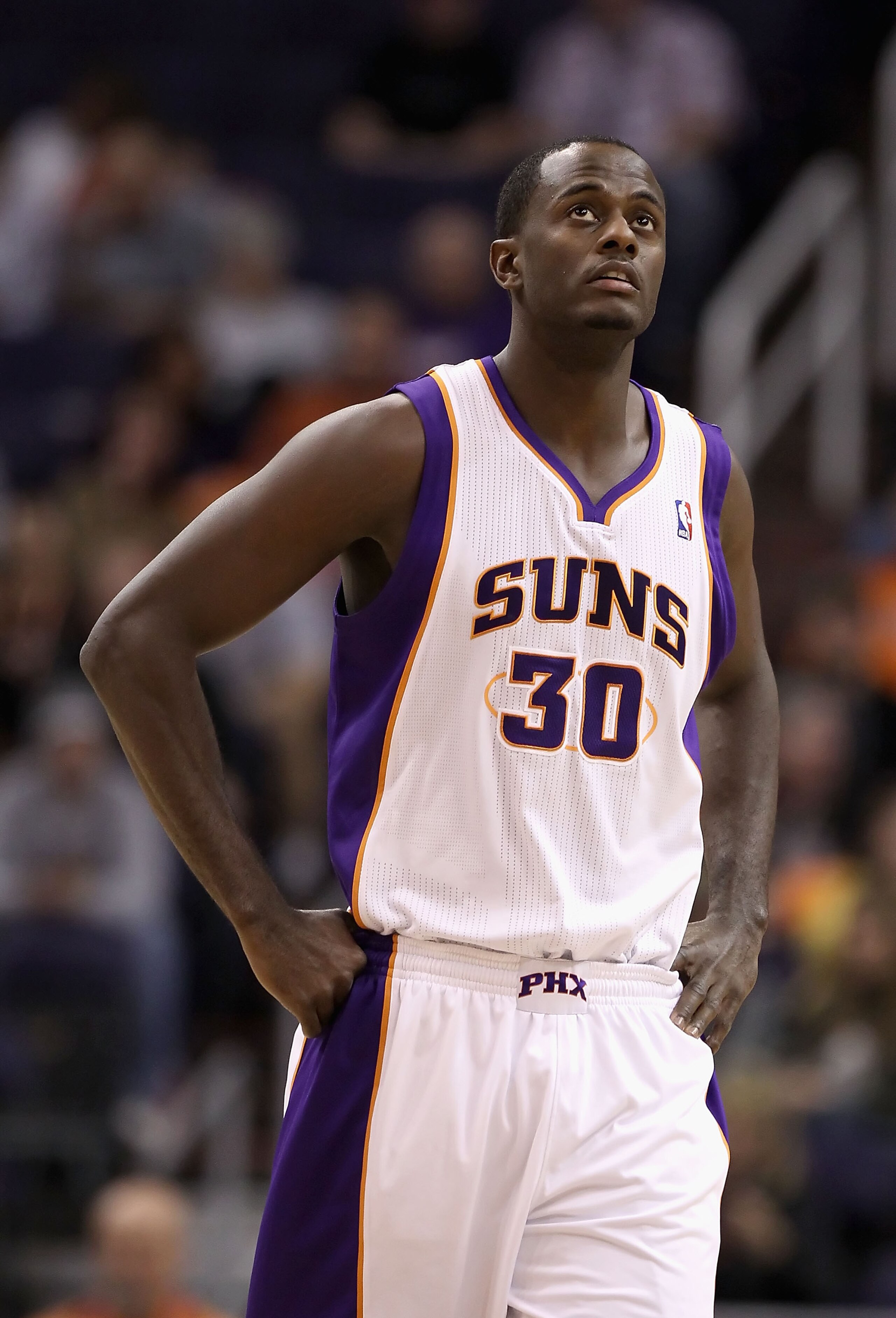 PHOENIX - DECEMBER 10:  Earl Barron #30 of the Phoenix Suns during the NBA game against the Portland Trail Blazers at US Airways Center on December 10, 2010 in Phoenix, Arizona. The Trail Blazers defeated the Suns 101-94.  NOTE TO USER: User expressly ack