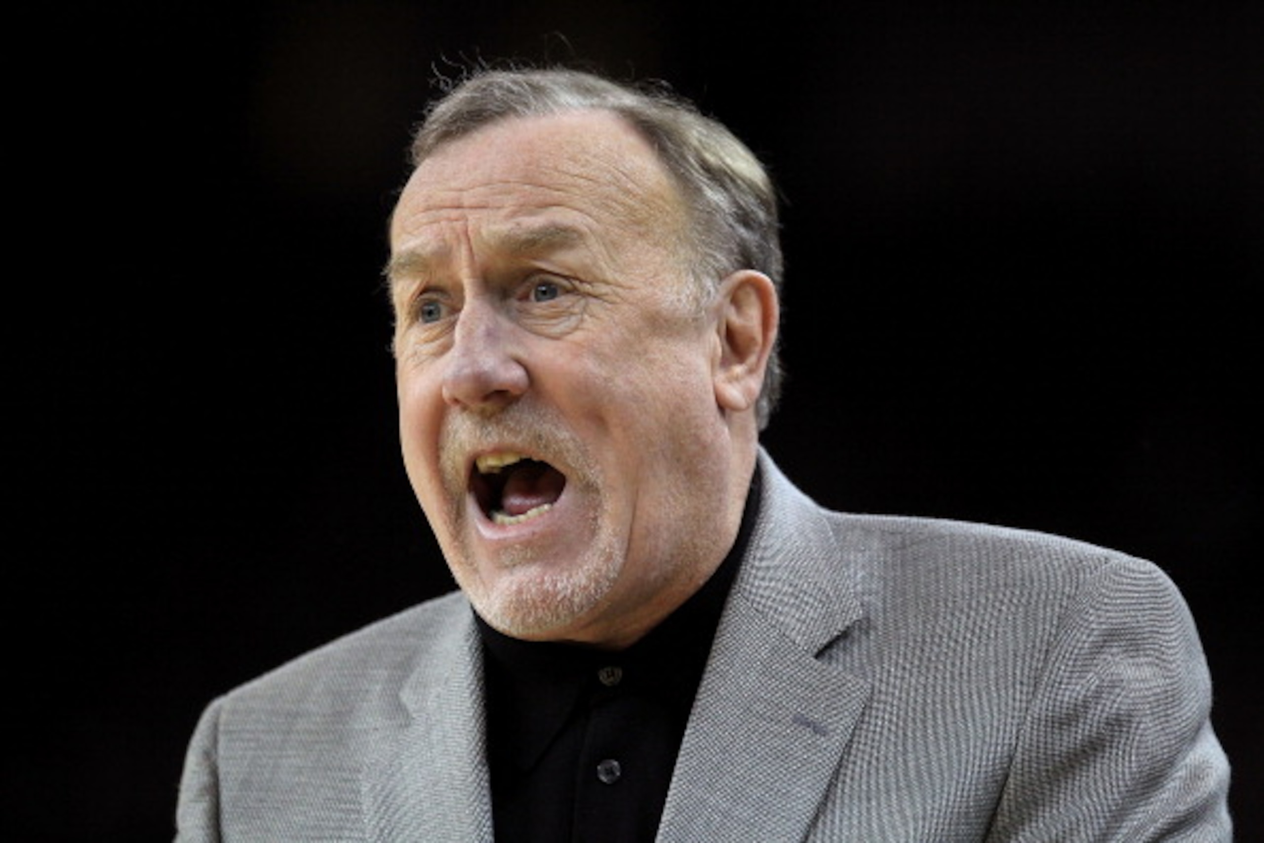 OAKLAND, CA - DECEMBER 20:  Head coach Rick Adelman of the Houston Rockets talks to his team during their game against the Golden State Warriors at Oracle Arena on December 20, 2010 in Oakland, California. NOTE TO USER: User expressly acknowledges and agr