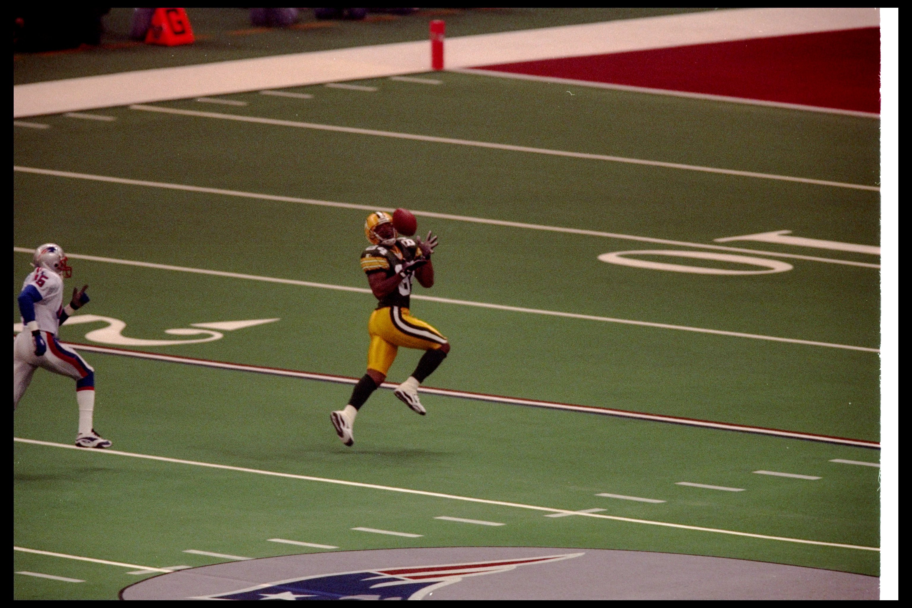 Super Bowl memories: Flint's Andre Rison catches a TD pass from Brett Favre  in Super Bowl XXXI 