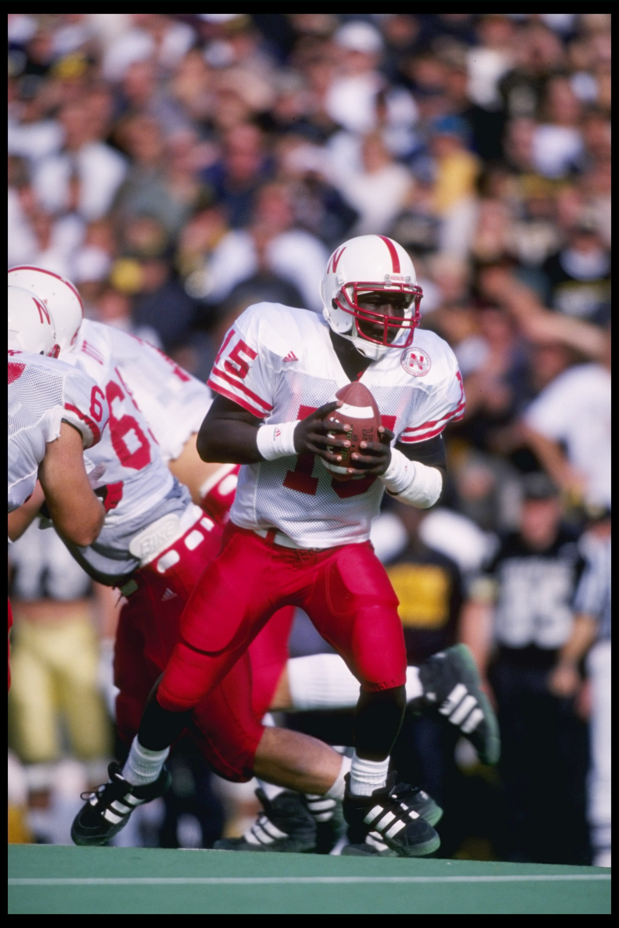 10-28-95 Nebraska 44/ Colorado 21 Folsom Field Tommy FrazierMandatory Credit: Jed Jacobsohn  /Allsport