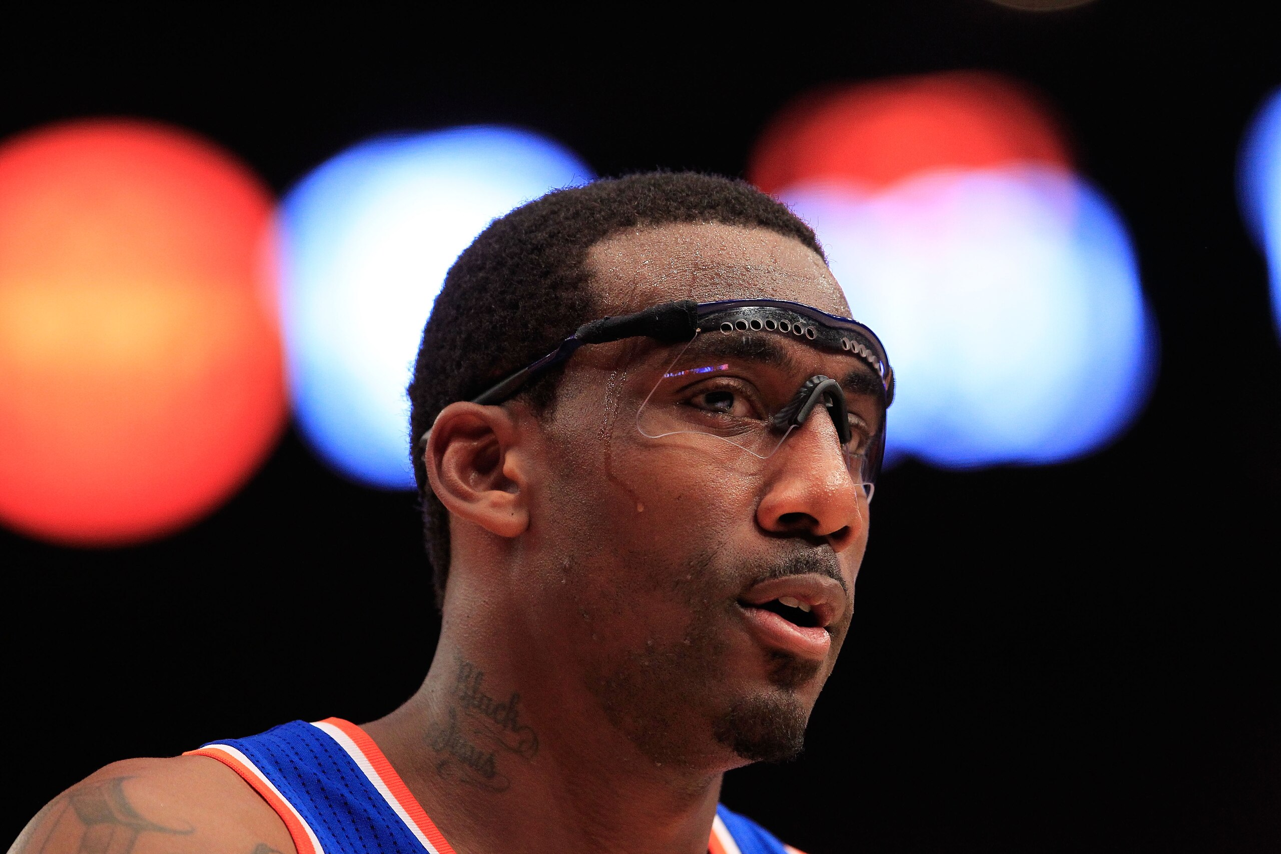NEW YORK, NY - FEBRUARY 11: Amar'e Stoudemire #1 of the New York Knicks on the court against the Los Angeles Lakers at Madison Square Garden on February 11, 2011 in New York City. NOTE TO USER: User expressly acknowledges and agrees that, by downloading a NEW YORK, NY - FEBRUARY 11: Amar'e Stoudemire #1 of the New York Knicks on the court against the Los Angeles Lakers at Madison Square Garden on February 11, 2011 in New York City. NOTE TO USER: User expressly acknowledges and agrees that, by downloading a
