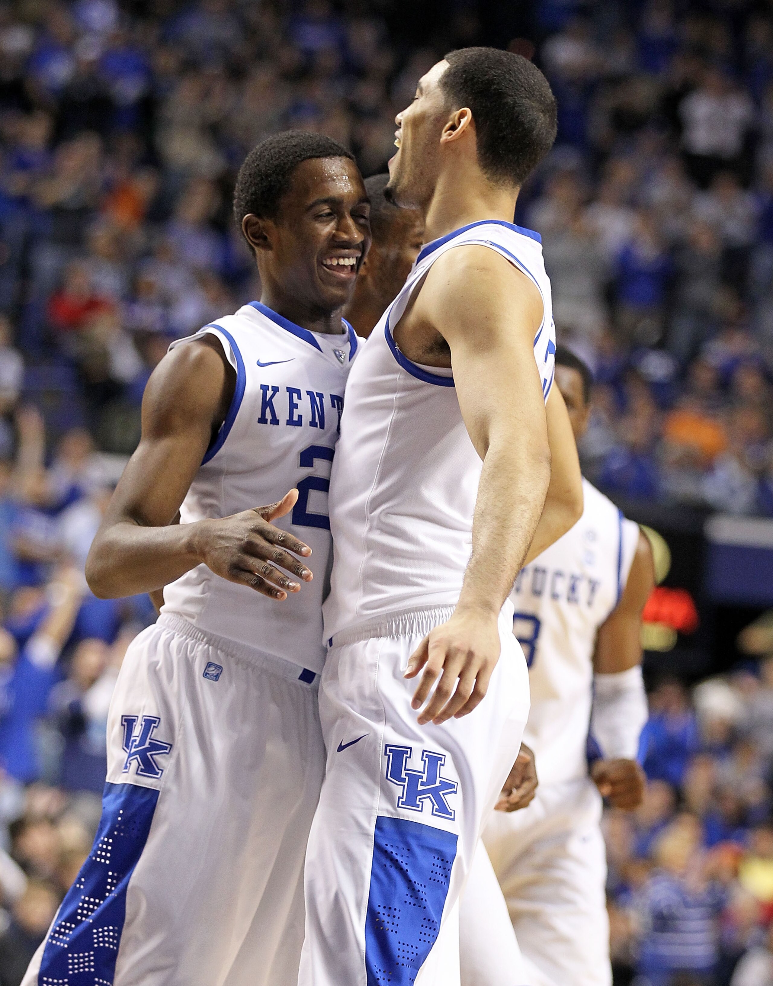 LEXINGTON, KY - FEBRUARY 08:  Doron Lamb #20 of the Kentucky Wildcats celebrates with Eloy Vargas #30 during the SEC game against the Tennessee Volunteers at Rupp Arena on February 8, 2011 in Lexington, Kentucky.  (Photo by Andy Lyons/Getty Images)