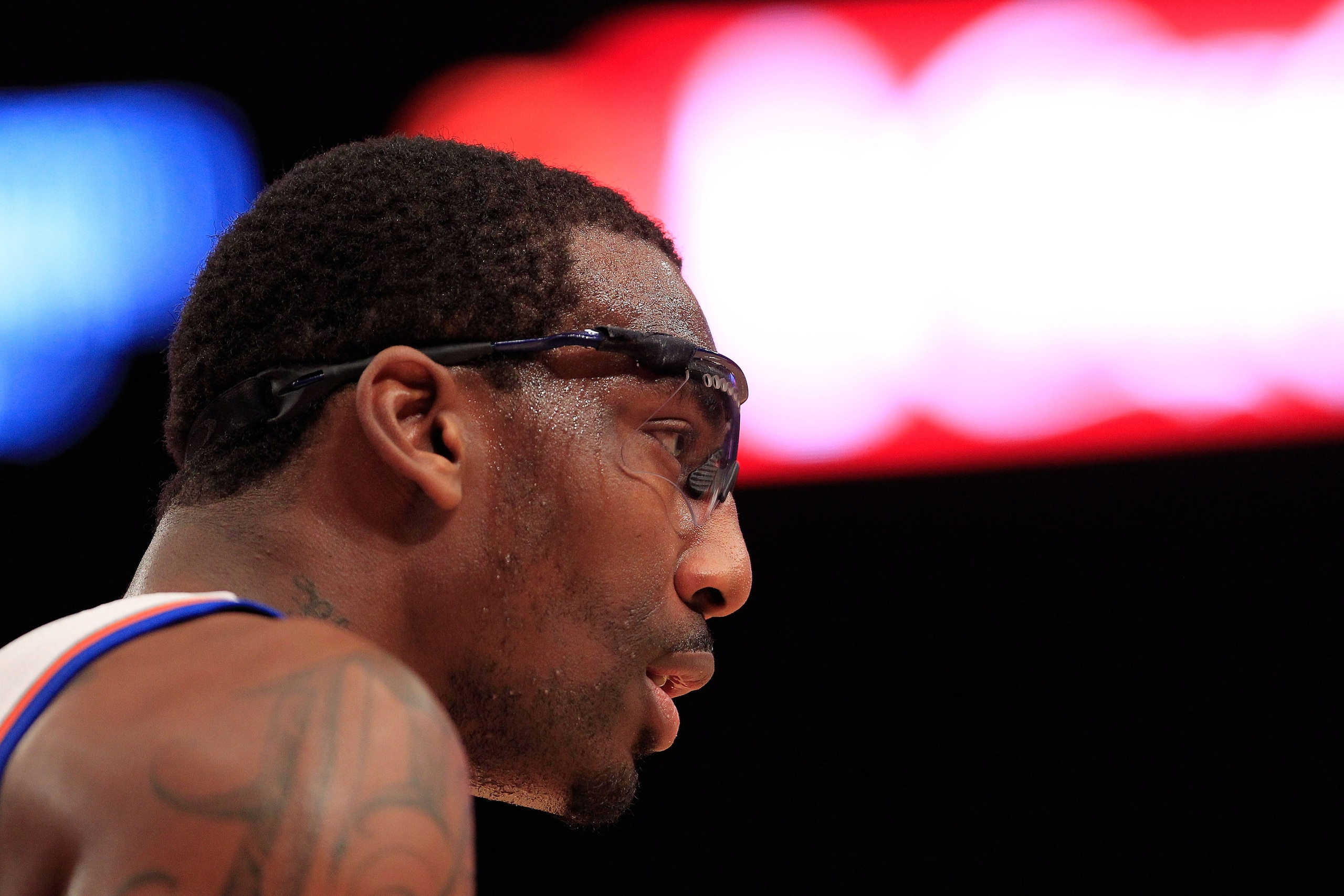 NEW YORK, NY - FEBRUARY 09:  Amar'e Stoudemire #1 of the New York Knicks on the court against the Los Angeles Clippers at Madison Square Garden on February 9, 2011 in New York City. NOTE TO USER: User expressly acknowledges and agrees that, by downloading
