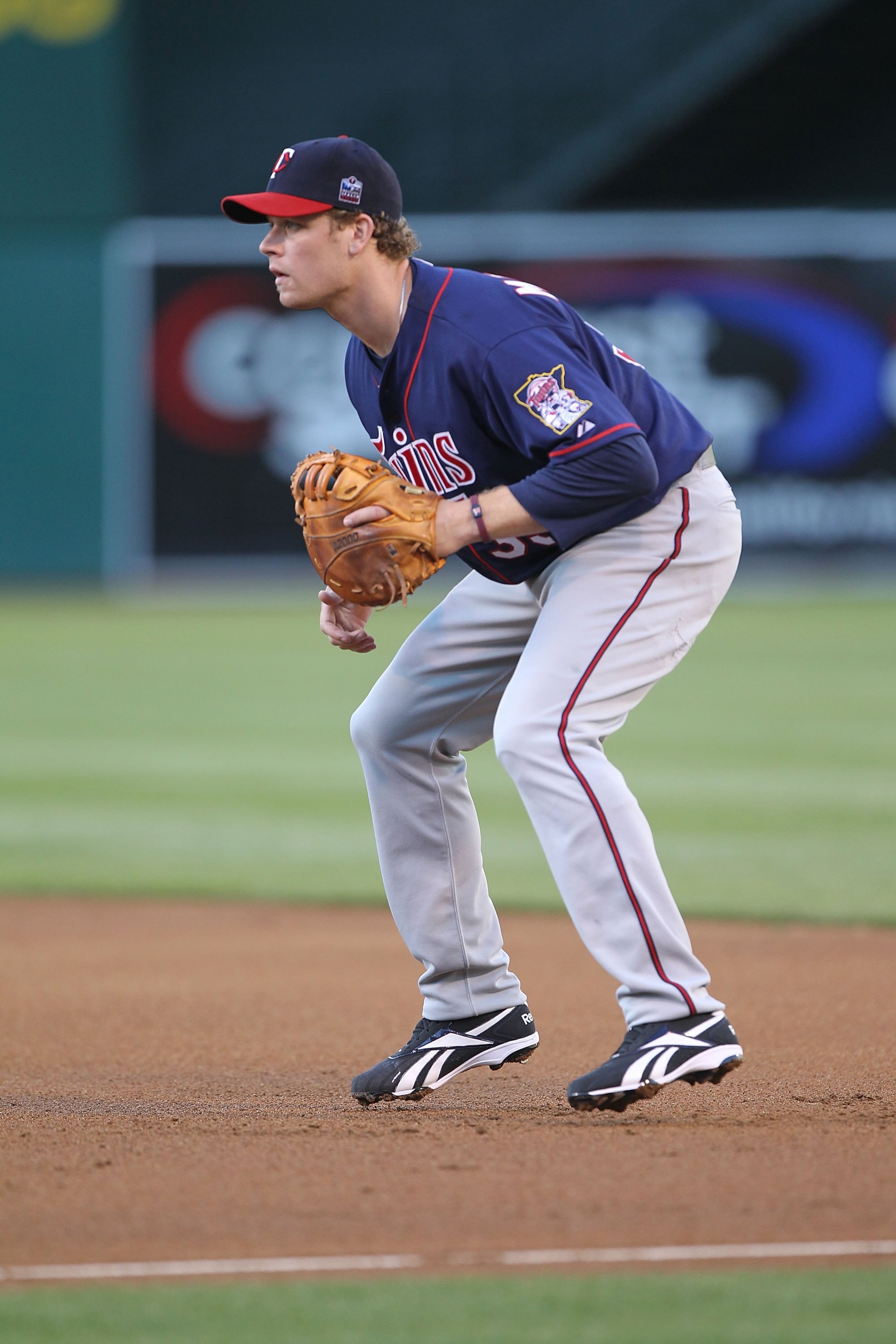 OAKLAND, CA - JUNE 04:  Justin Morneau #33 of the Minnesota Twins plays at first base against the Oakland Athletics during an MLB game at the Oakland-Alameda County Coliseum on June 4, 2010 in Oakland, California.  (Photo by Jed Jacobsohn/Getty Images)