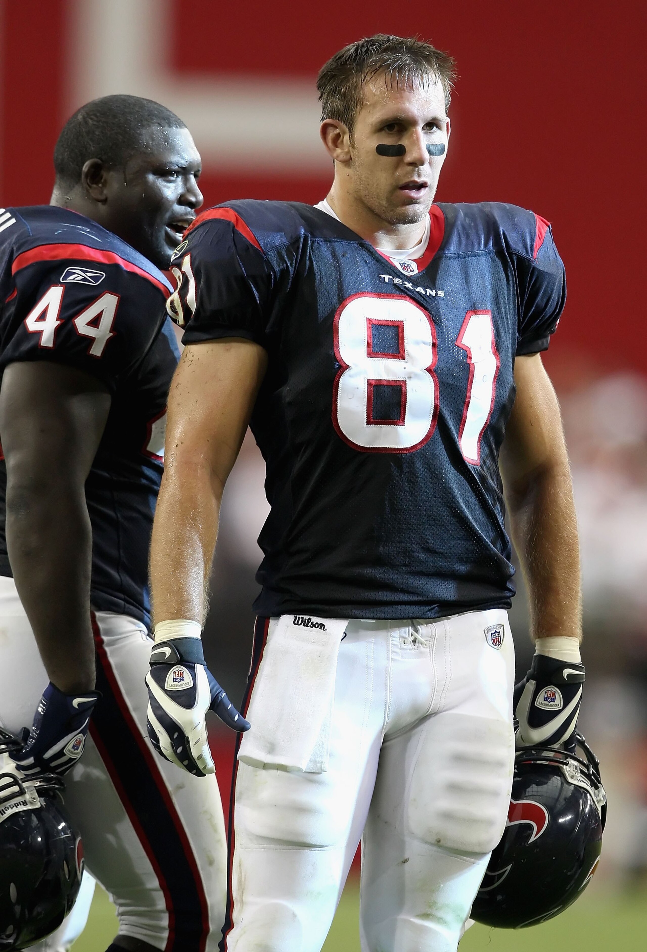 GLENDALE, AZ - OCTOBER 11:  Tight end Owen Daniels #81 of the Houston Texans during the NFL game against the Arizona Cardinals at the Universtity of Phoenix Stadium on October 11, 2009 in Glendale, Arizona. The Cardinals defeated the Texans 28-21.  (Photo