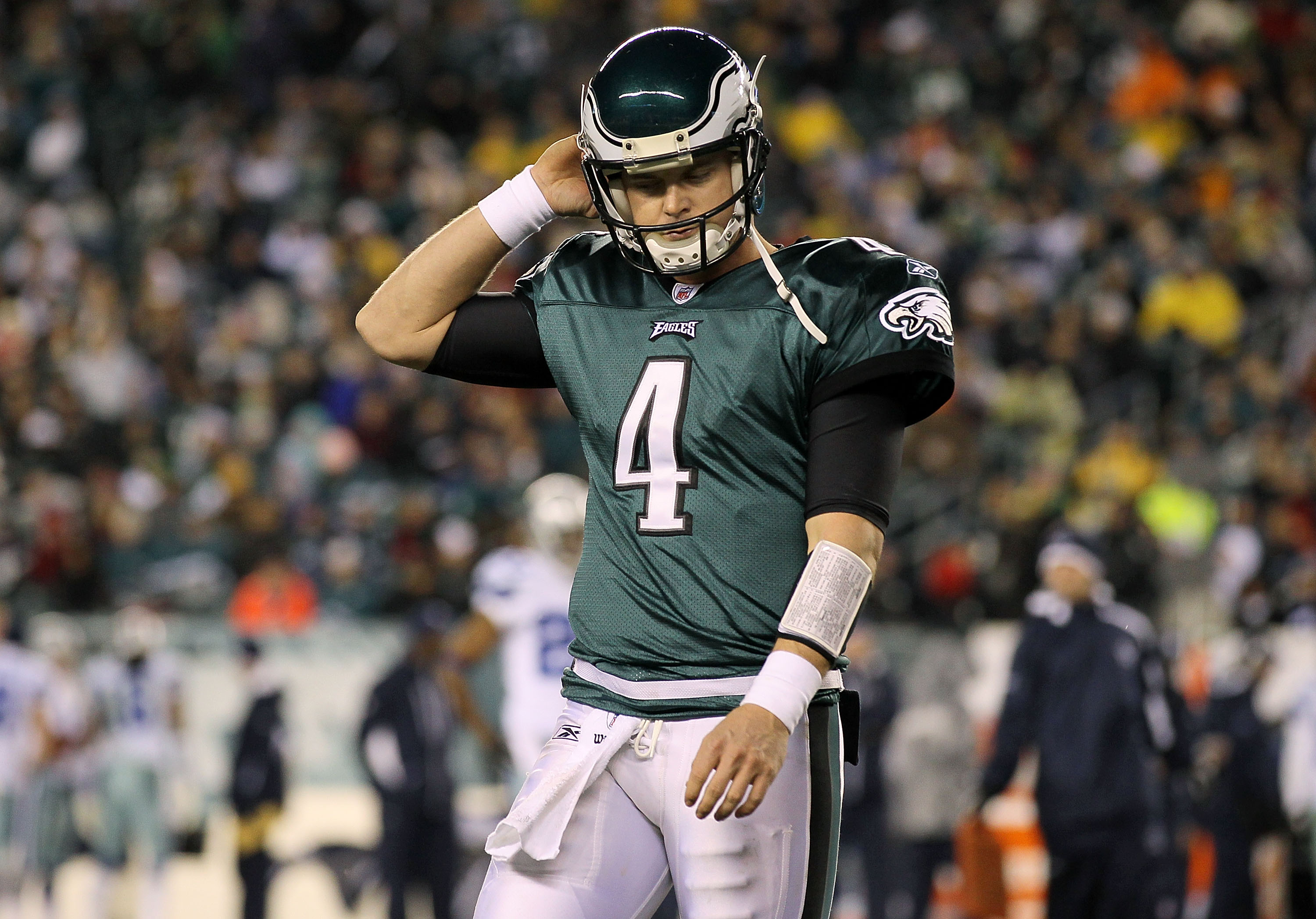 PHILADELPHIA, PA - JANUARY 02:  Kevin Kolb #4 of the Philadelphia Eagles looks on against the Dallas Cowboys on January 2, 2011 at Lincoln Financial Field in Philadelphia, Pennsylvania.  (Photo by Jim McIsaac/Getty Images)