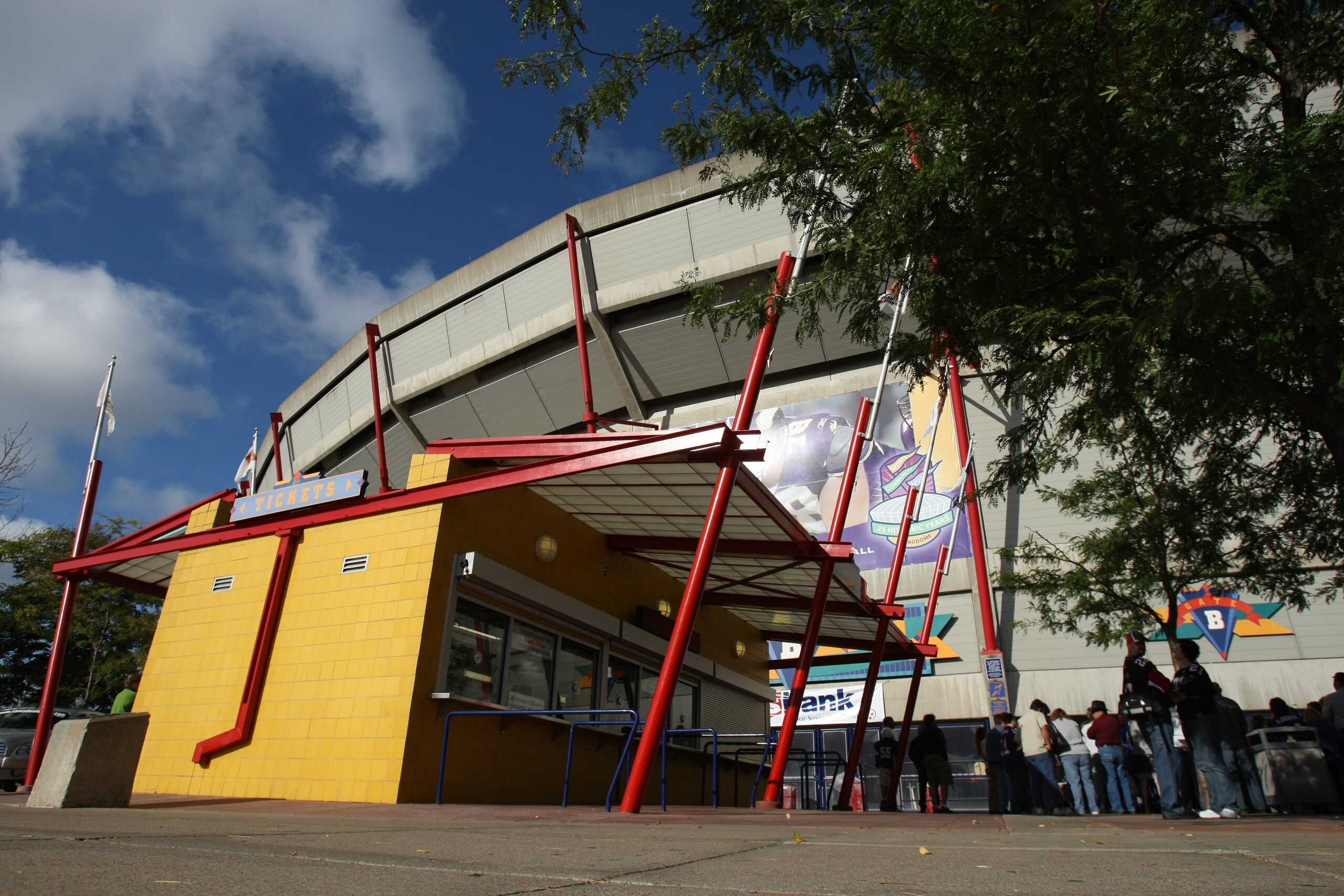 MINNEAPOLIS, MN - SEPTEMBER 09:  View of the ticket office outside the stadium as a sell out crowd of 62,815 fans take in the action as the Minnesota Vikings defeated the Atlanta Falcons 24-3 at the Metrodome on September 9, 2007 in Minneapolis, Minnesota