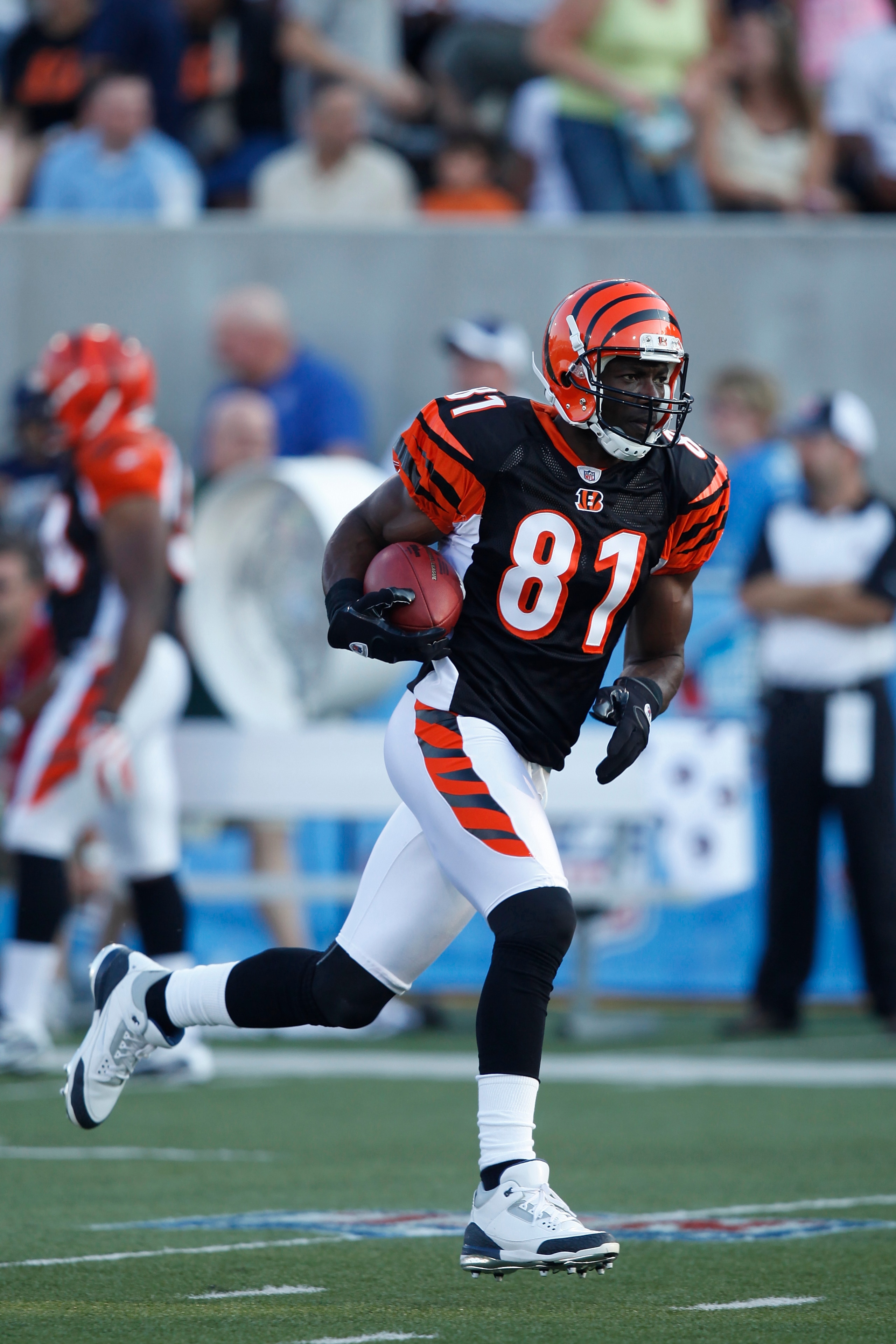 CANTON, OH - AUGUST 8: Terrell Owens #81 of the Cincinnati Bengals warms up before the game against the Dallas Cowboys during the 2010 Pro Football Hall of Fame Game at the Pro Football Hall of Fame Field at Fawcett Stadium on August 8, 2010 in Canton, Oh