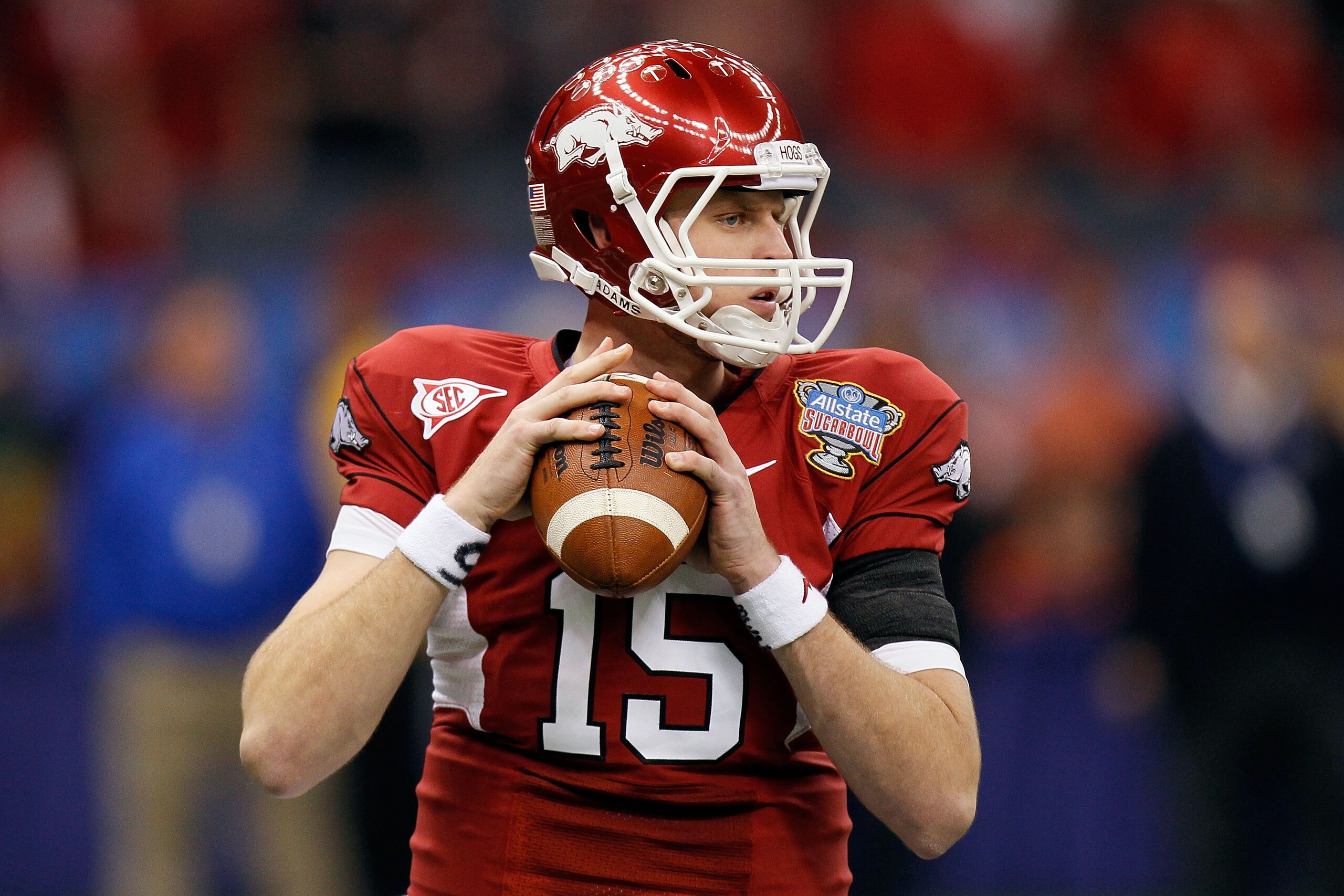 NEW ORLEANS, LA - JANUARY 04: Ryan Mallett #15 of the Arkansas Razorbacks looks to pass in the first quarter against the Ohio State Buckeyes during the Allstate Sugar Bowl at the Louisiana Superdome on January 4, 2011 in New Orleans, Louisiana. (Photo b NEW ORLEANS, LA - JANUARY 04: Ryan Mallett #15 of the Arkansas Razorbacks looks to pass in the first quarter against the Ohio State Buckeyes during the Allstate Sugar Bowl at the Louisiana Superdome on January 4, 2011 in New Orleans, Louisiana. (Photo b