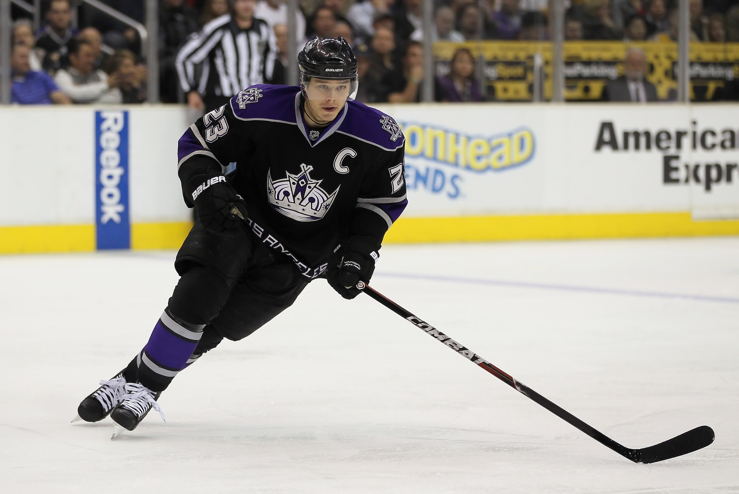 LOS ANGELES, CA - JANUARY 24:  Dustin Brown #23 of the Los Angeles Kings skates against the Boston Bruins at Staples Center on January 24, 2011 in Los Angeles, California.  (Photo by Jeff Gross/Getty Images)