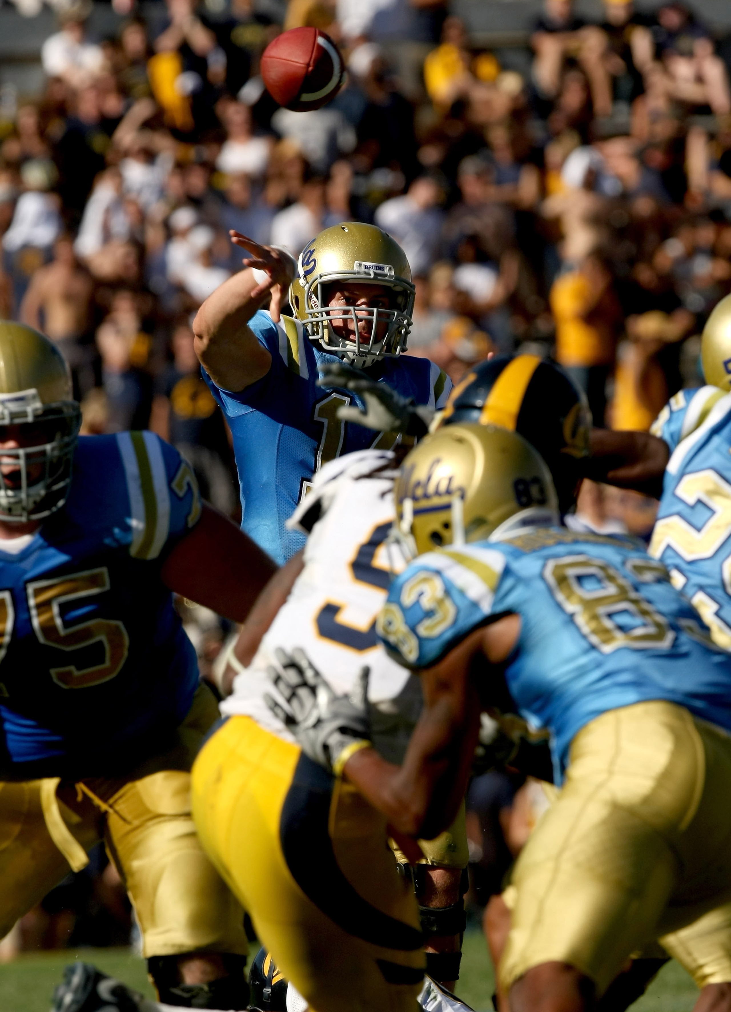 PASADENA, CA - OCTOBER 17:  Quarterback Kevin Prince #14 of the UCLA Bruins throws a pass against the California Golden Bears on October 17, 2009 at the Rose Bowl in Pasadena, California.   Cal won 45-26.  (Photo by Stephen Dunn/Getty Images)