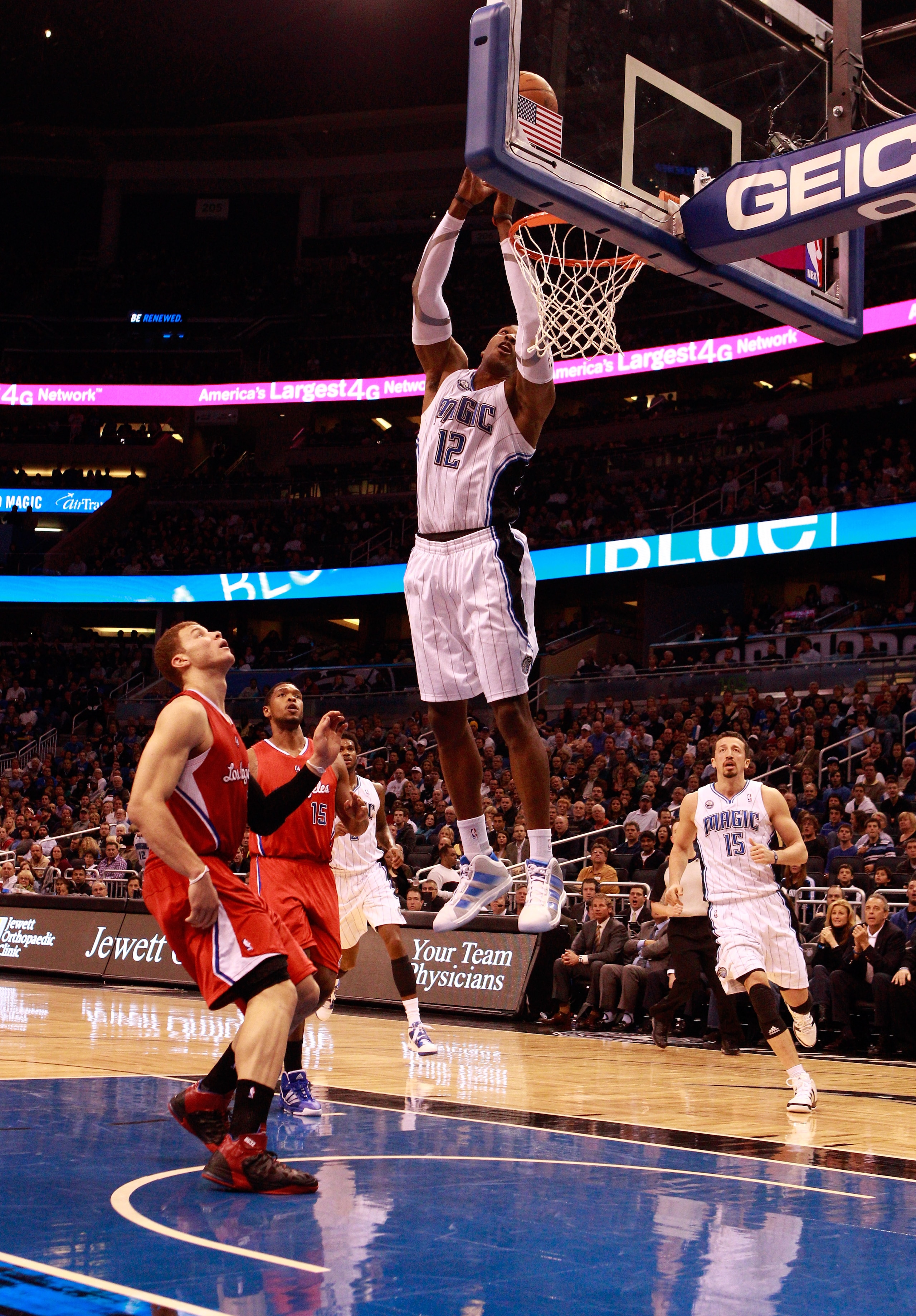 ORLANDO, FL - FEBRUARY 08:  Dwight Howard attempts a shot during a game against the Los Angeles Clippers at Amway Arena on February 8, 2011 in Orlando, Florida.  NOTE TO USER: User expressly acknowledges and agrees that, by downloading and or using this P