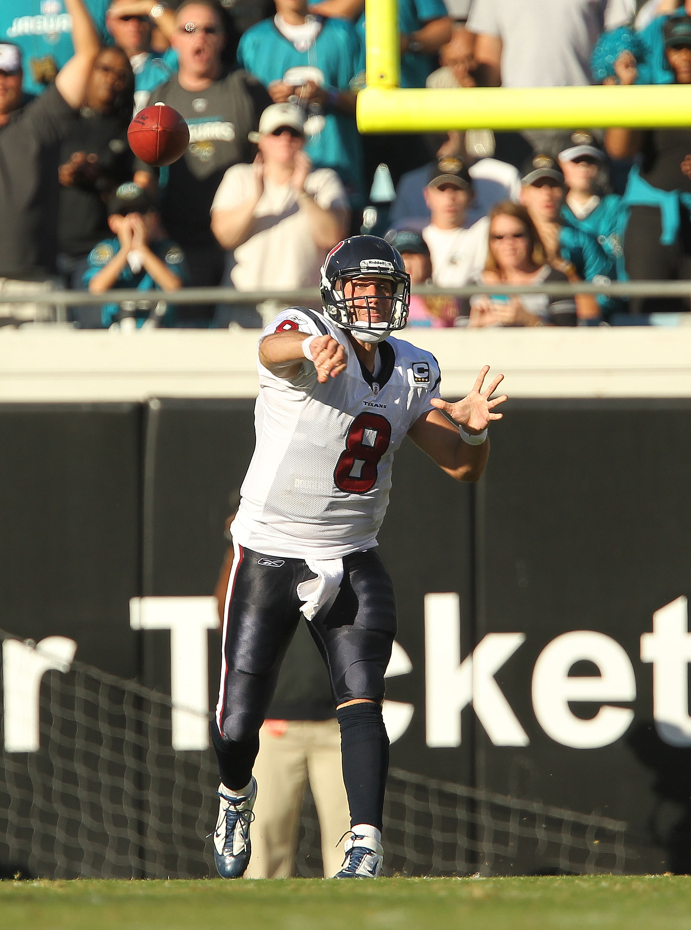 Texans' come-from-ahead loss, late pick-six lead to Matt Schaub