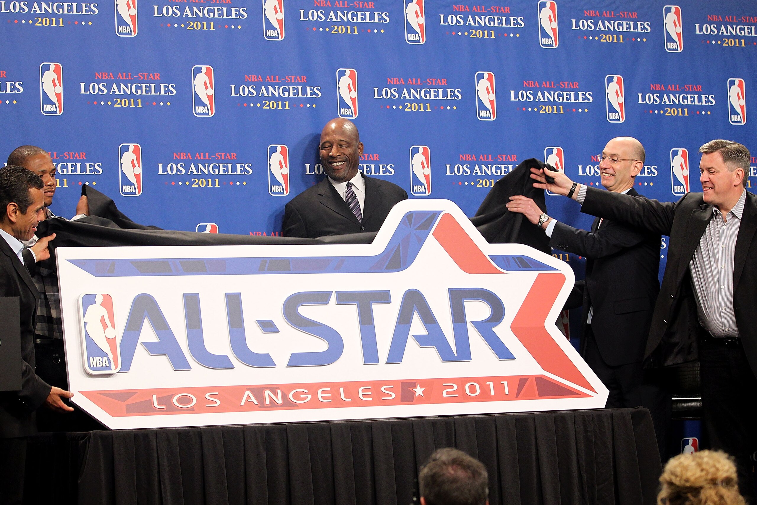 LOS ANGELES, CA - JUNE 06:  The 2011 NBA All-Star logo is unveiled by Los Angeles Mayor Antonio Villaraigosa, Eric Gordon of the Los Angeles Clippers NBA legend James Worthy, NBA deputy commissioner Adam Silver and AEG CEO Tim Leiweke before Game Two of t