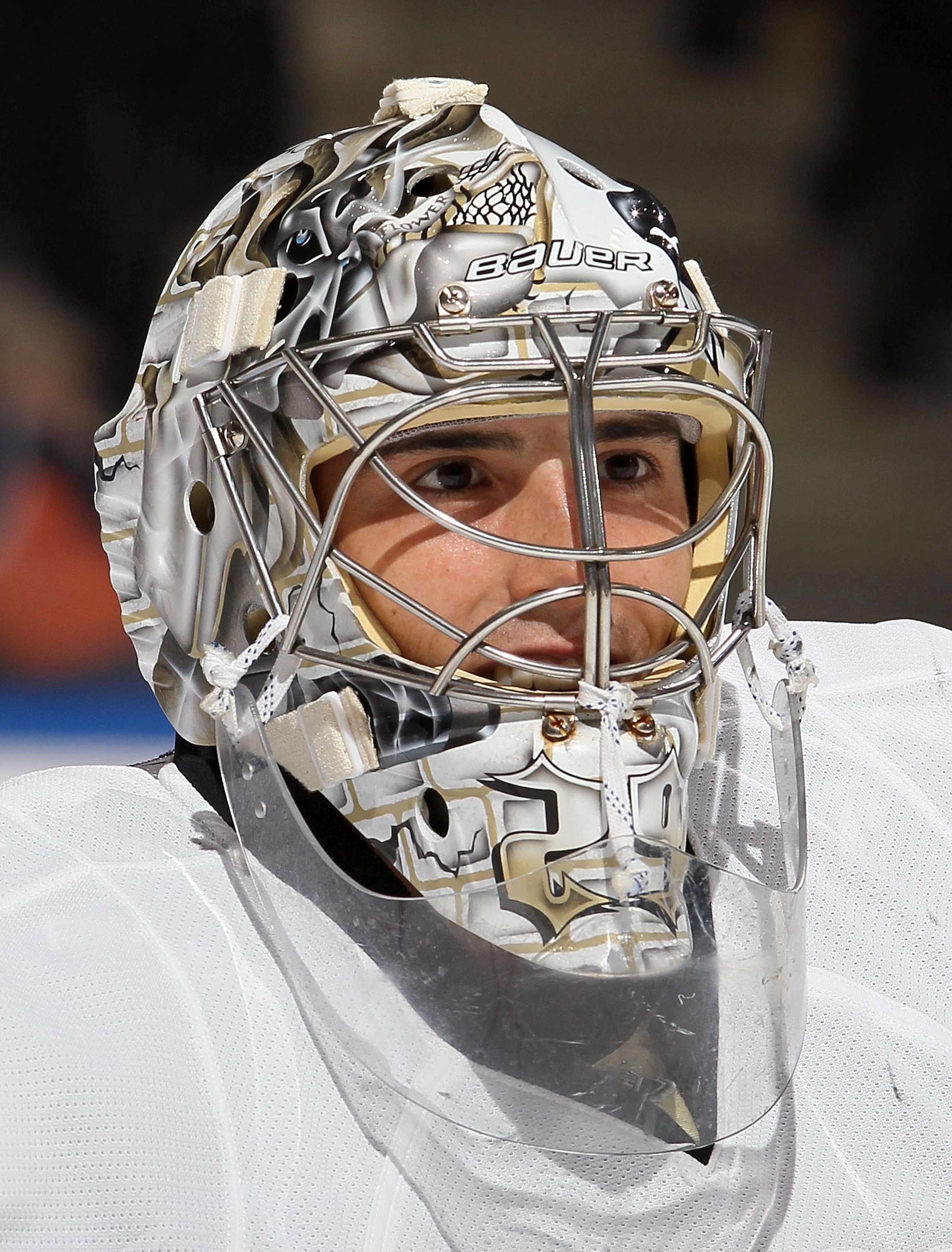 UNIONDALE, NY - FEBRUARY 11:  Marc-Andre Fleury #29 of the Pittsburgh Penguins skates against the New York Islanders on February 11, 2011 at Nassau Coliseum in Uniondale, New York. The Isles defeated the Pens 9-3.  (Photo by Jim McIsaac/Getty Images)