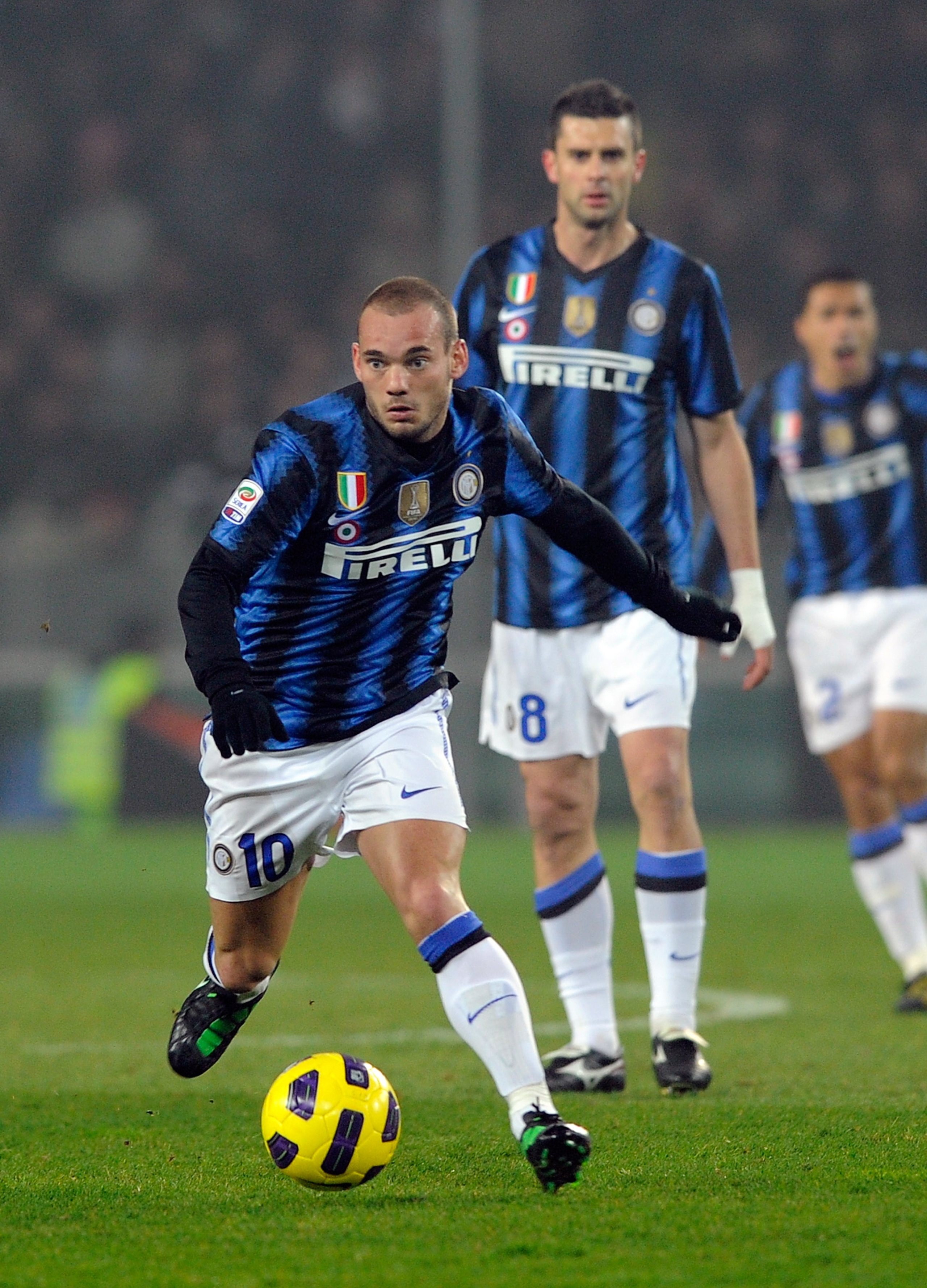 TURIN, ITALY - FEBRUARY 13:  Wesley Sneijder of FC Inter Milan during the Serie A match between Juventus FC and FC Internazionale Milano at Olimpico Stadium on February 13, 2011 in Turin, Italy.  (Photo by Claudio Villa/Getty Images)