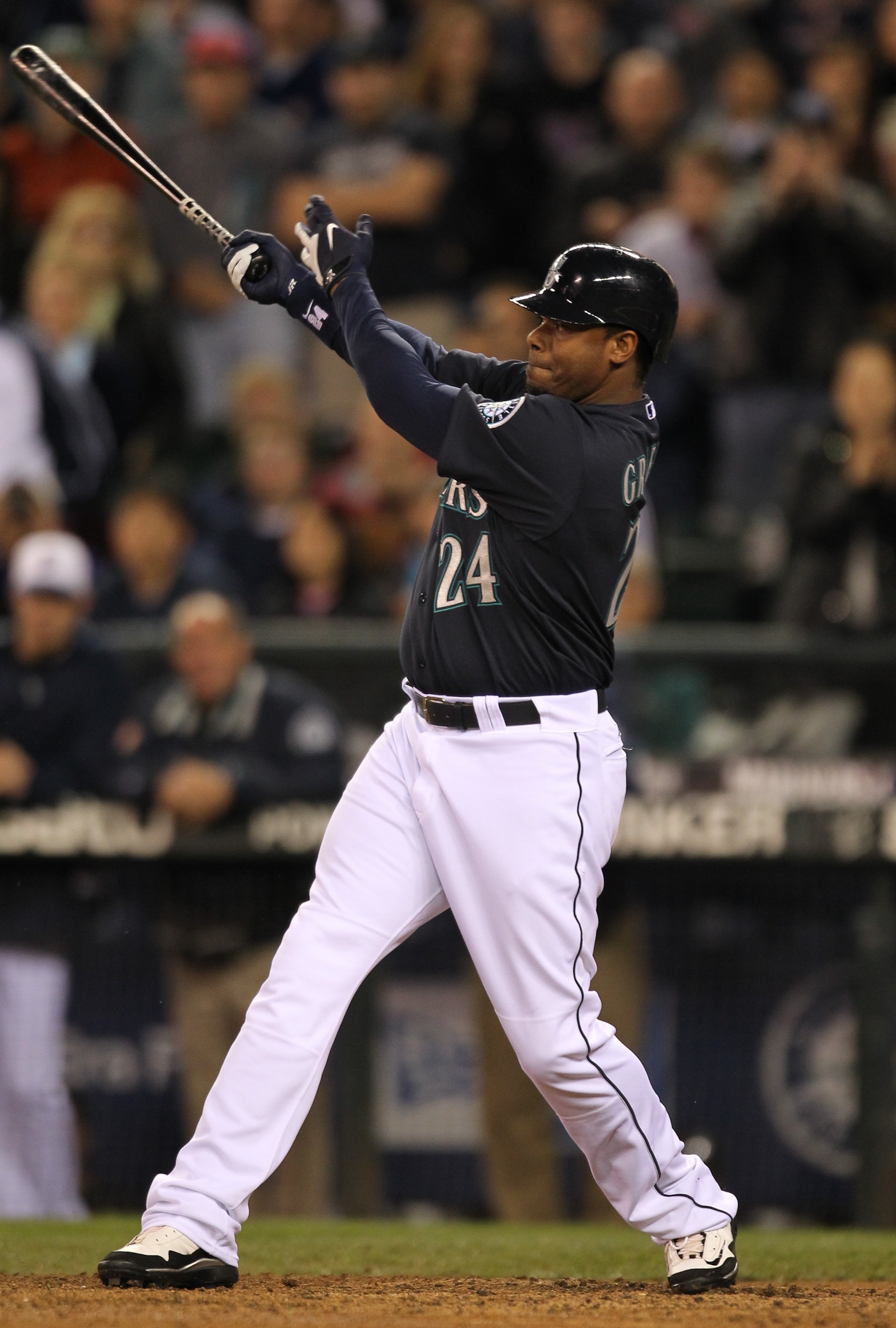 SEATTLE - MAY 31: Ken Griffey Jr. #24 of the Seattle Mariners bats against the Minnesota Twins at Safeco Field on May 31, 2010 in Seattle, Washington. (Photo by Otto Greule Jr/Getty Images) SEATTLE - MAY 31: Ken Griffey Jr. #24 of the Seattle Mariners bats against the Minnesota Twins at Safeco Field on May 31, 2010 in Seattle, Washington. (Photo by Otto Greule Jr/Getty Images)