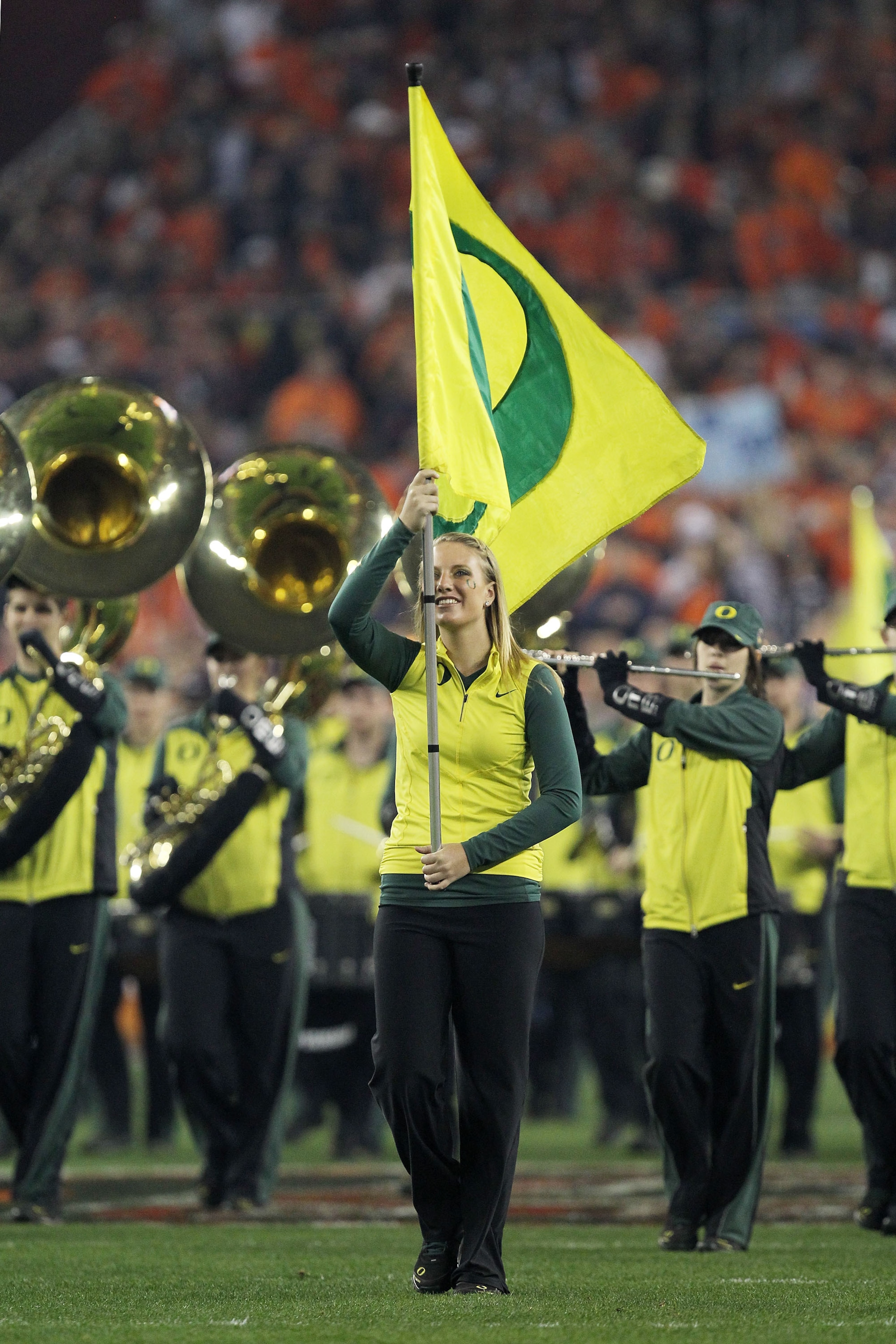 GLENDALE, AZ - JANUARY 10:  The Oregon Ducks marching band performs at halftime while taking on the Auburn Tigers in the Tostitos BCS National Championship Game at University of Phoenix Stadium on January 10, 2011 in Glendale, Arizona.  (Photo by Ronald M