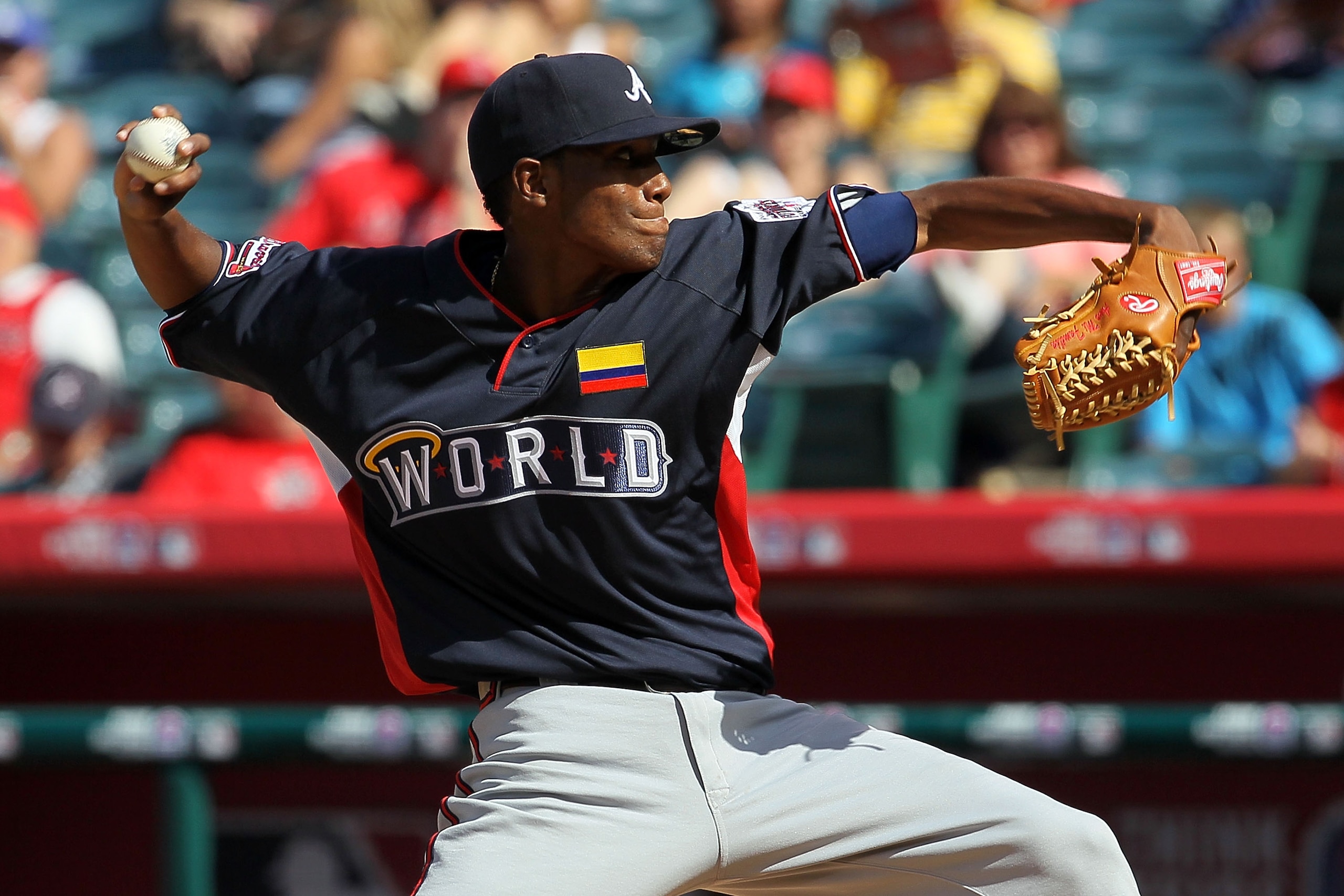 ANAHEIM, CA - JULY 11: World Futures All-Star Julio Tehaeran #39 of the Atlanta Braves throws a pitch during the 2010 XM All-Star Futures Game at Angel Stadium of Anaheim on July 11, 2010 in Anaheim, California. (Photo by Stephen Dunn/Getty Images) ANAHEIM, CA - JULY 11: World Futures All-Star Julio Tehaeran #39 of the Atlanta Braves throws a pitch during the 2010 XM All-Star Futures Game at Angel Stadium of Anaheim on July 11, 2010 in Anaheim, California. (Photo by Stephen Dunn/Getty Images)