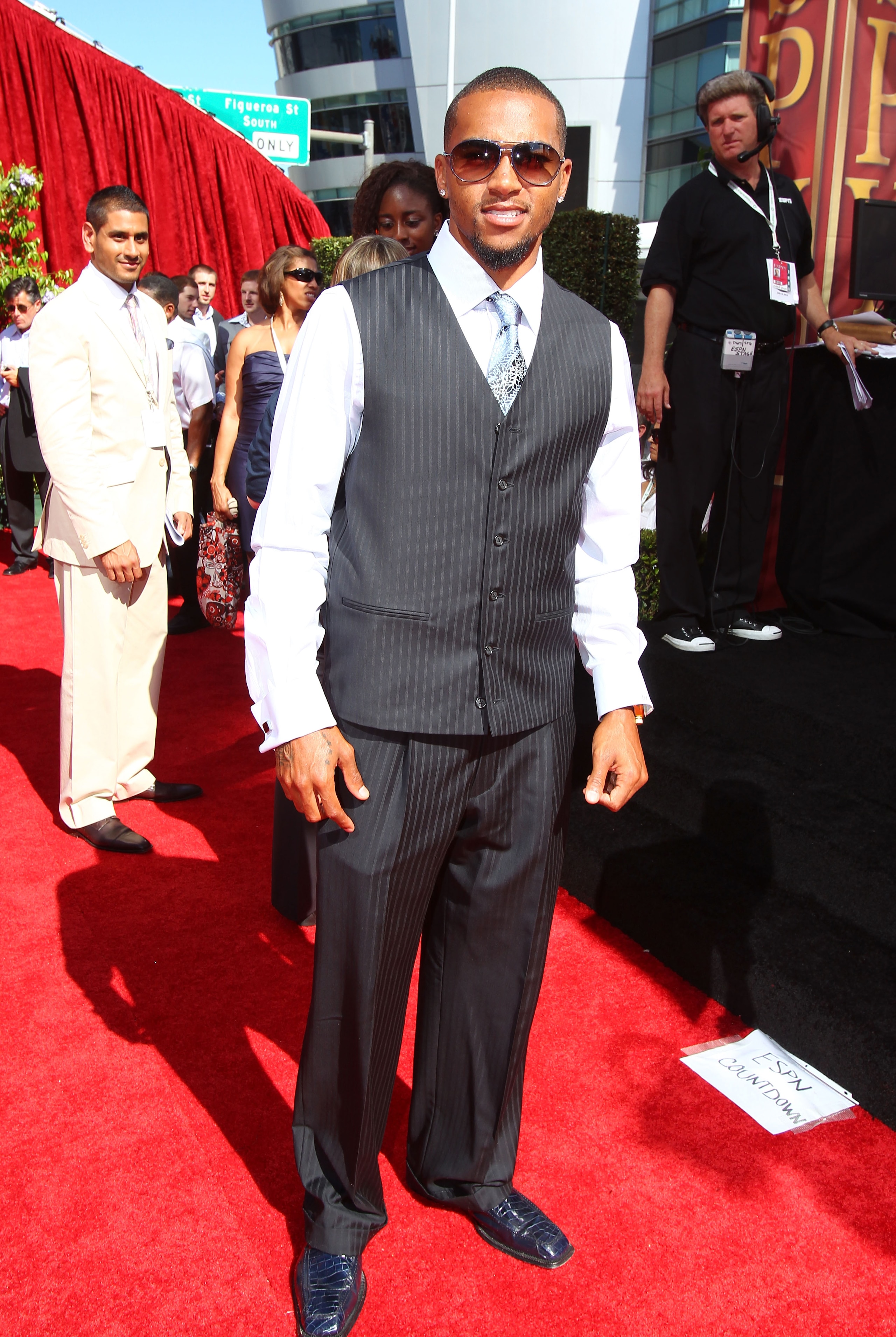LOS ANGELES, CA - JULY 14:  NFL wide receiver DeSean Jackson arrives at the 2010 ESPY Awards at Nokia Theatre L.A. Live on July 14, 2010 in Los Angeles, California.  (Photo by Alexandra Wyman/Getty Images for ESPY)