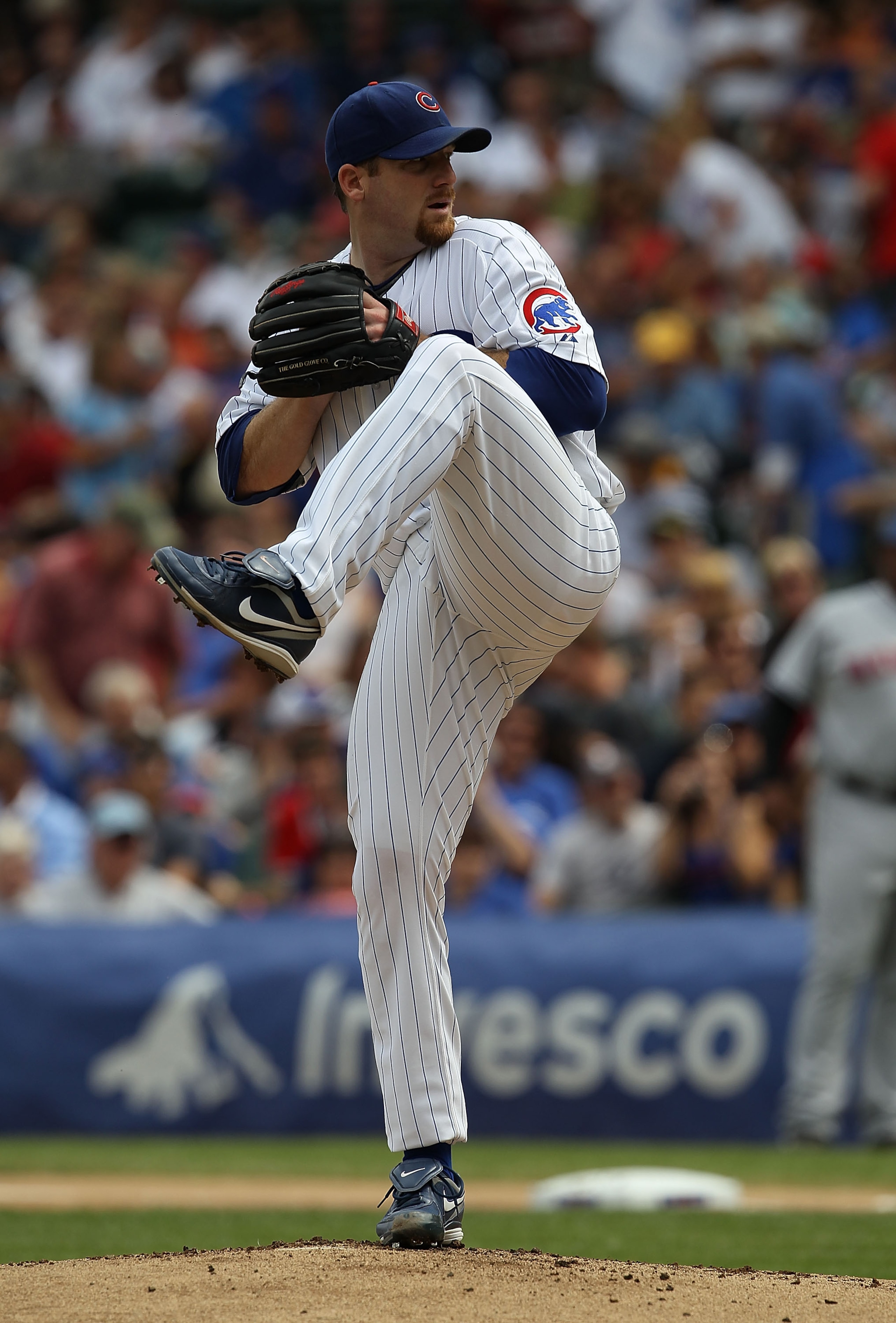 CHICAGO - SEPTEMBER 05: Starting pitcher Ryan Dempster #46 of the Chicago Cubs delivers the ball against the New York Mets at Wrigley Field on September 5, 2010 in Chicago, Illinois. (Photo by Jonathan Daniel/Getty Images)