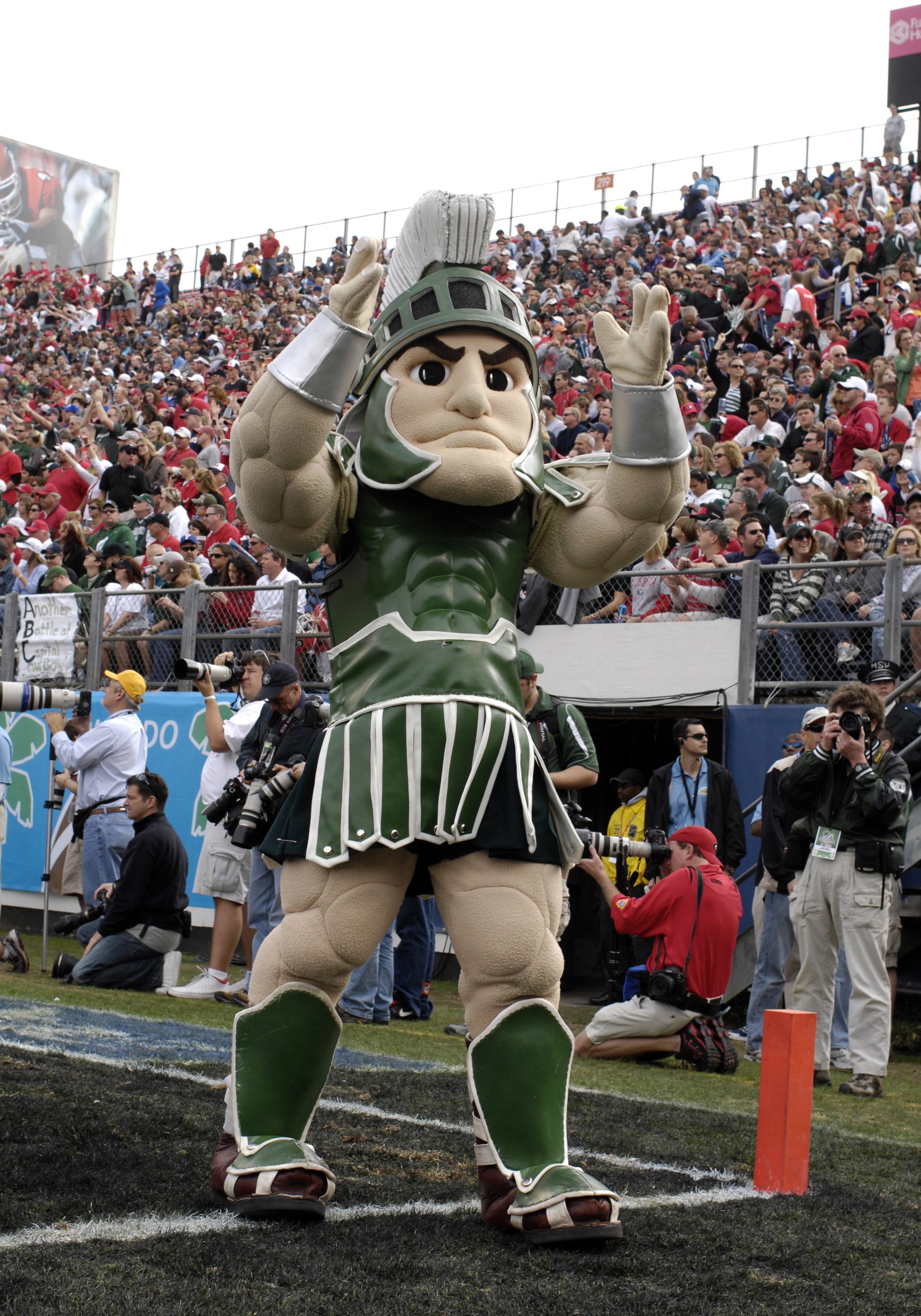 2011 College Football: Ranking The 10 Best Mascots In The Top 25 ...