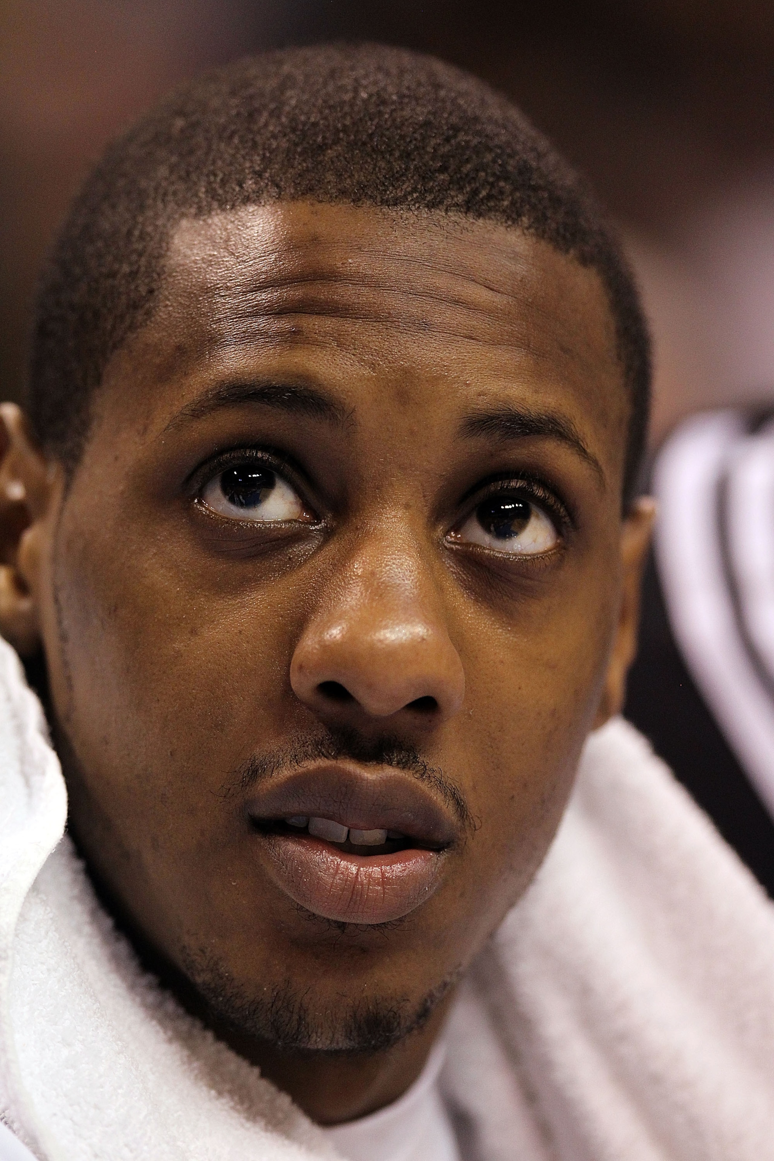 OKLAHOMA CITY, OK - JANUARY 30: Mario Chalmers #15 of the Miami Heat at Ford Center on January 30, 2011 in Oklahoma City, Oklahoma. NOTE TO USER: User expressly acknowledges and agrees that, by downloading and or using this photograph, User is consentin OKLAHOMA CITY, OK - JANUARY 30: Mario Chalmers #15 of the Miami Heat at Ford Center on January 30, 2011 in Oklahoma City, Oklahoma. NOTE TO USER: User expressly acknowledges and agrees that, by downloading and or using this photograph, User is consentin