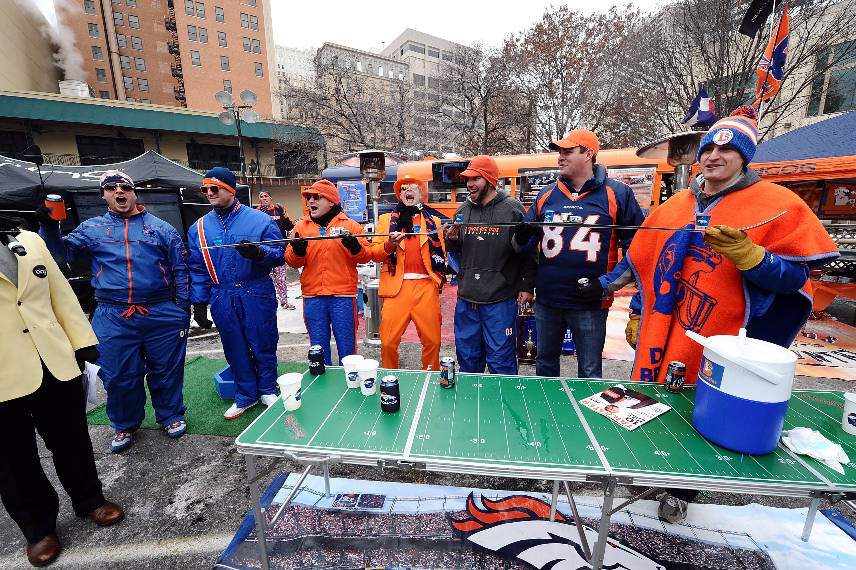 FORT WORTH, TX - FEBRUARY 03:  A general view of atmosphere at the Bing National Tailgating Championship at Sundance Square on February 3, 2011 in Fort Worth, Texas.  (Photo by Michael Buckner/Getty Images for Bing)