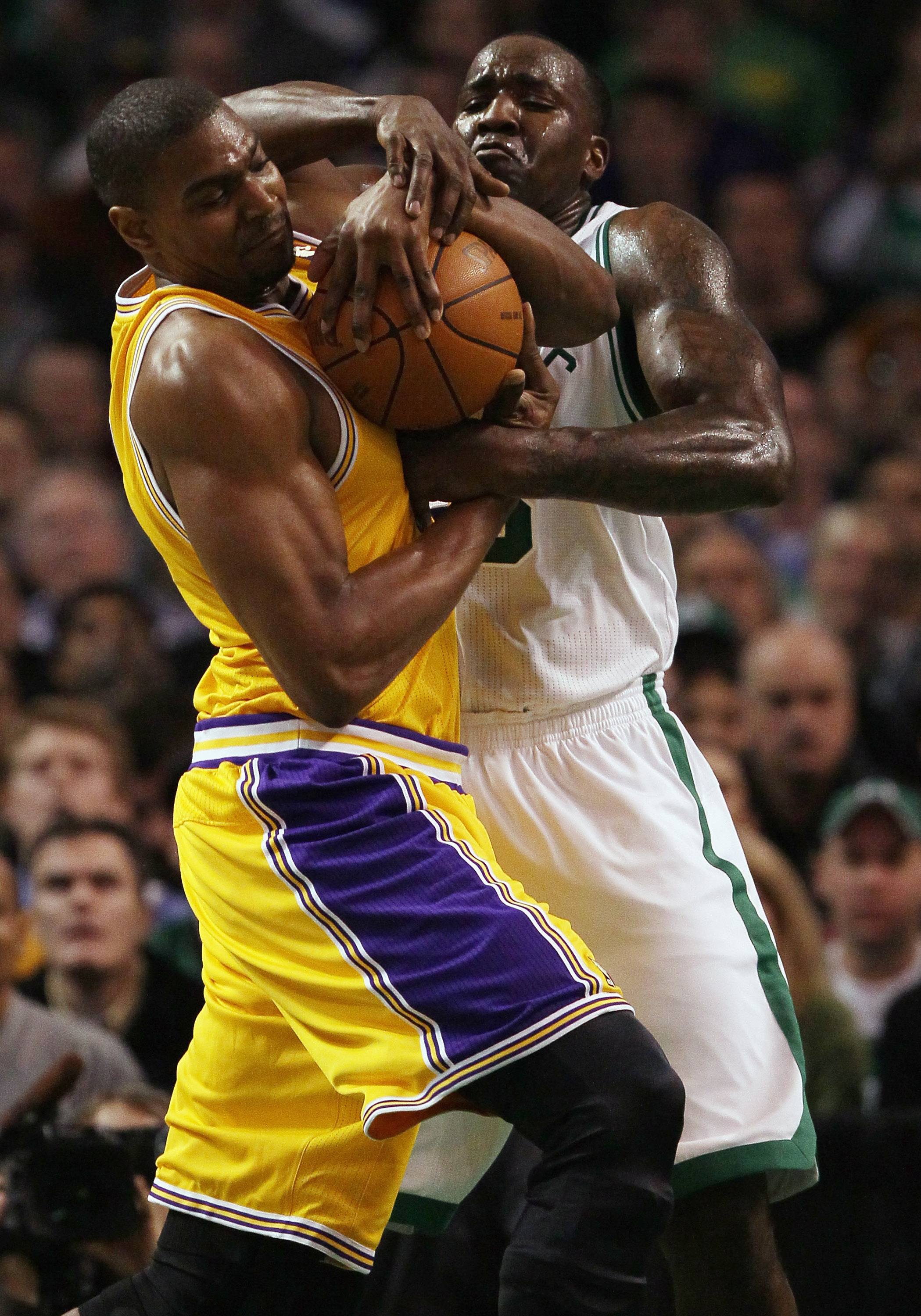 BOSTON, MA - FEBRUARY 10:  Kendrick Perkins #43 of the Boston Celtics and Andrew Bynum #17 of the Los Angeles Lakers fight for the ball in the first quarter against on February 10, 2011 at the TD Garden in Boston, Massachusetts.  NOTE TO USER: User expres