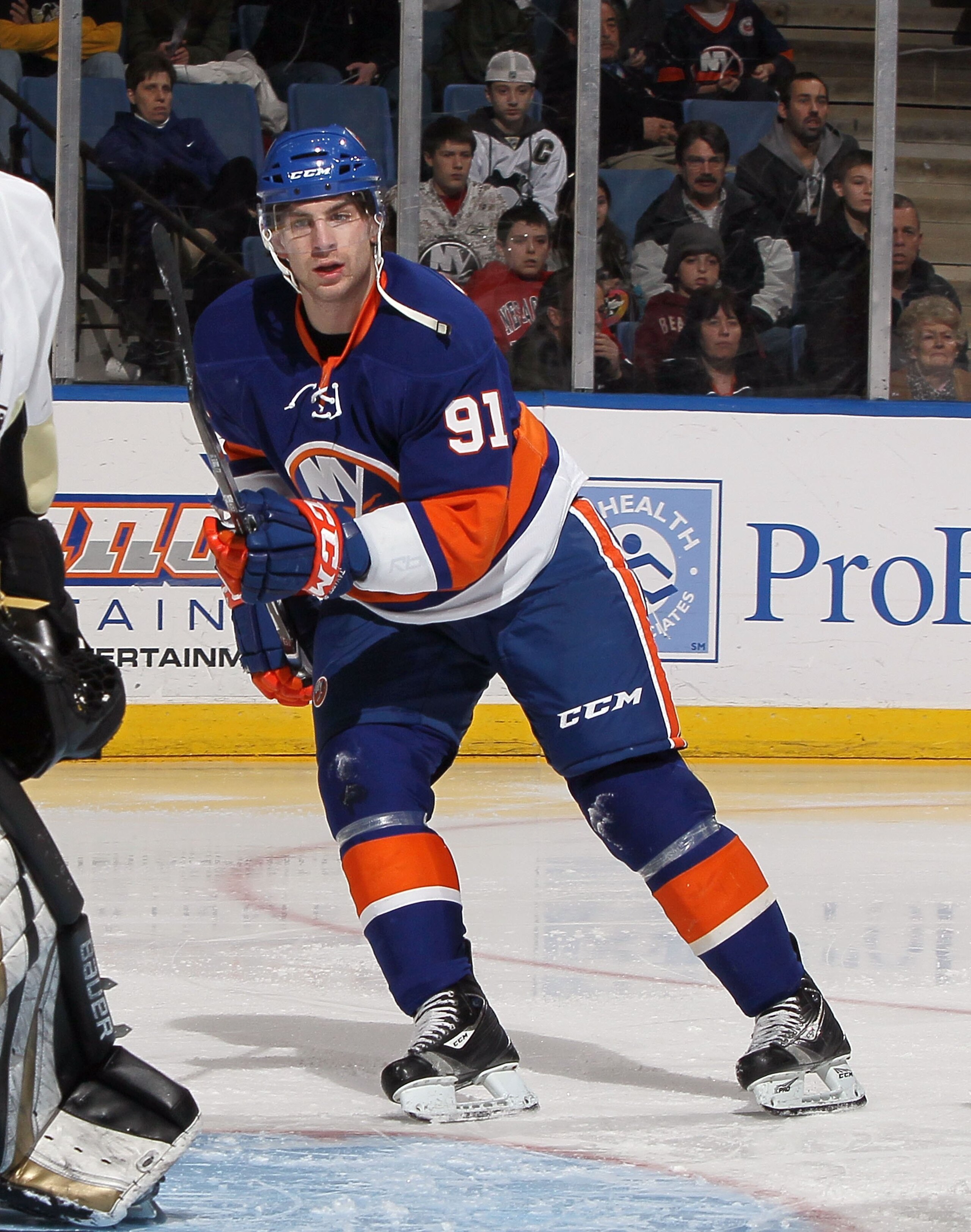 UNIONDALE, NY - FEBRUARY 11: John Tavares #91 of the New York Islanders skates against the Pittsburgh Penguins on February 11, 2011 at Nassau Coliseum in Uniondale, New York. The Isles defeated the Pens 9-3. (Photo by Jim McIsaac/Getty Images) UNIONDALE, NY - FEBRUARY 11: John Tavares #91 of the New York Islanders skates against the Pittsburgh Penguins on February 11, 2011 at Nassau Coliseum in Uniondale, New York. The Isles defeated the Pens 9-3. (Photo by Jim McIsaac/Getty Images)