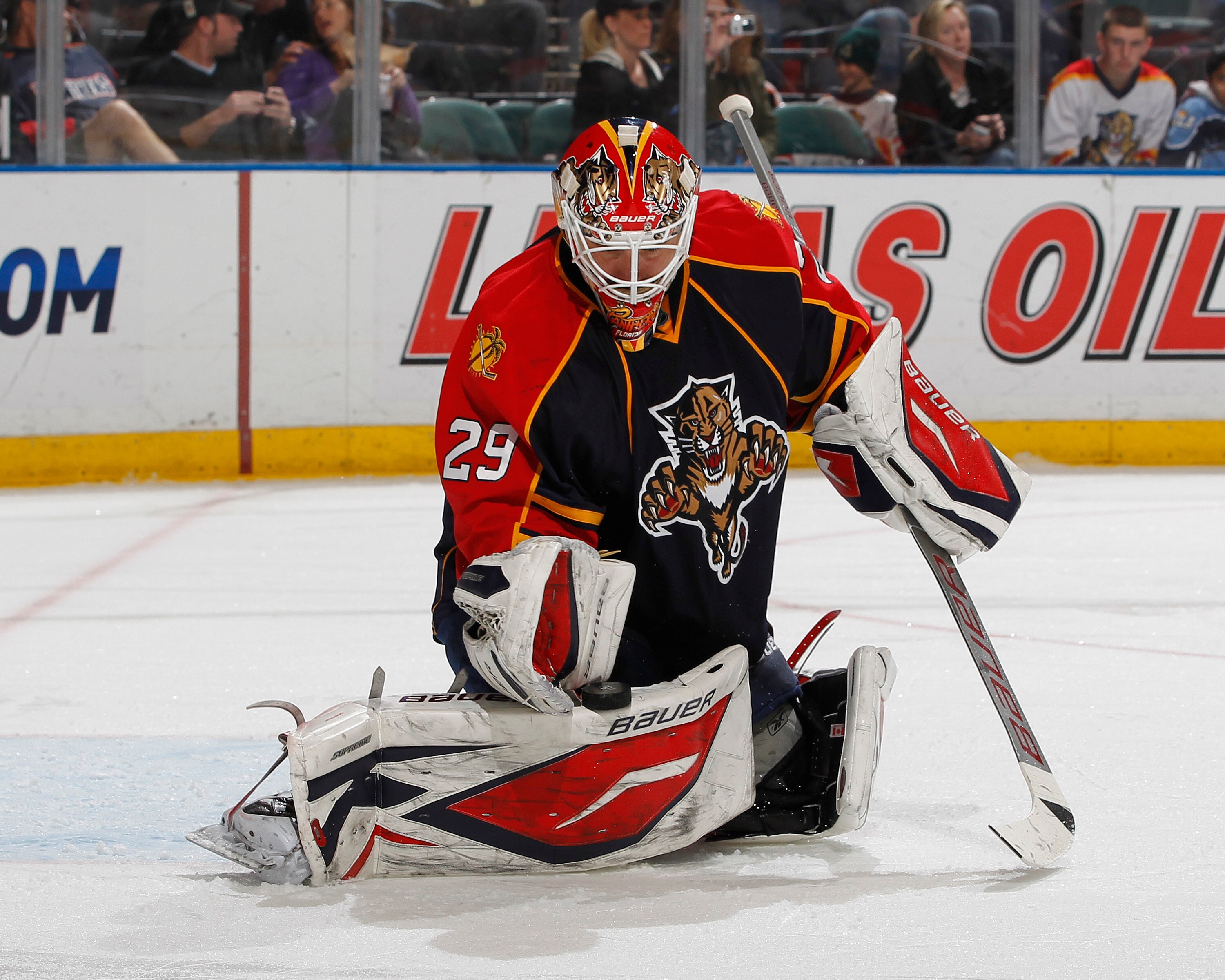 SUNRISE, FL - FEBRUARY 16: Goaltender Tomas Vokoun #29 of the Florida Panthers makes a glove save on a shot by the Philadelphia Flyers on February 16, 2011 at the BankAtlantic Center in Sunrise, Florida. (Photo by Joel Auerbach/Getty Images)