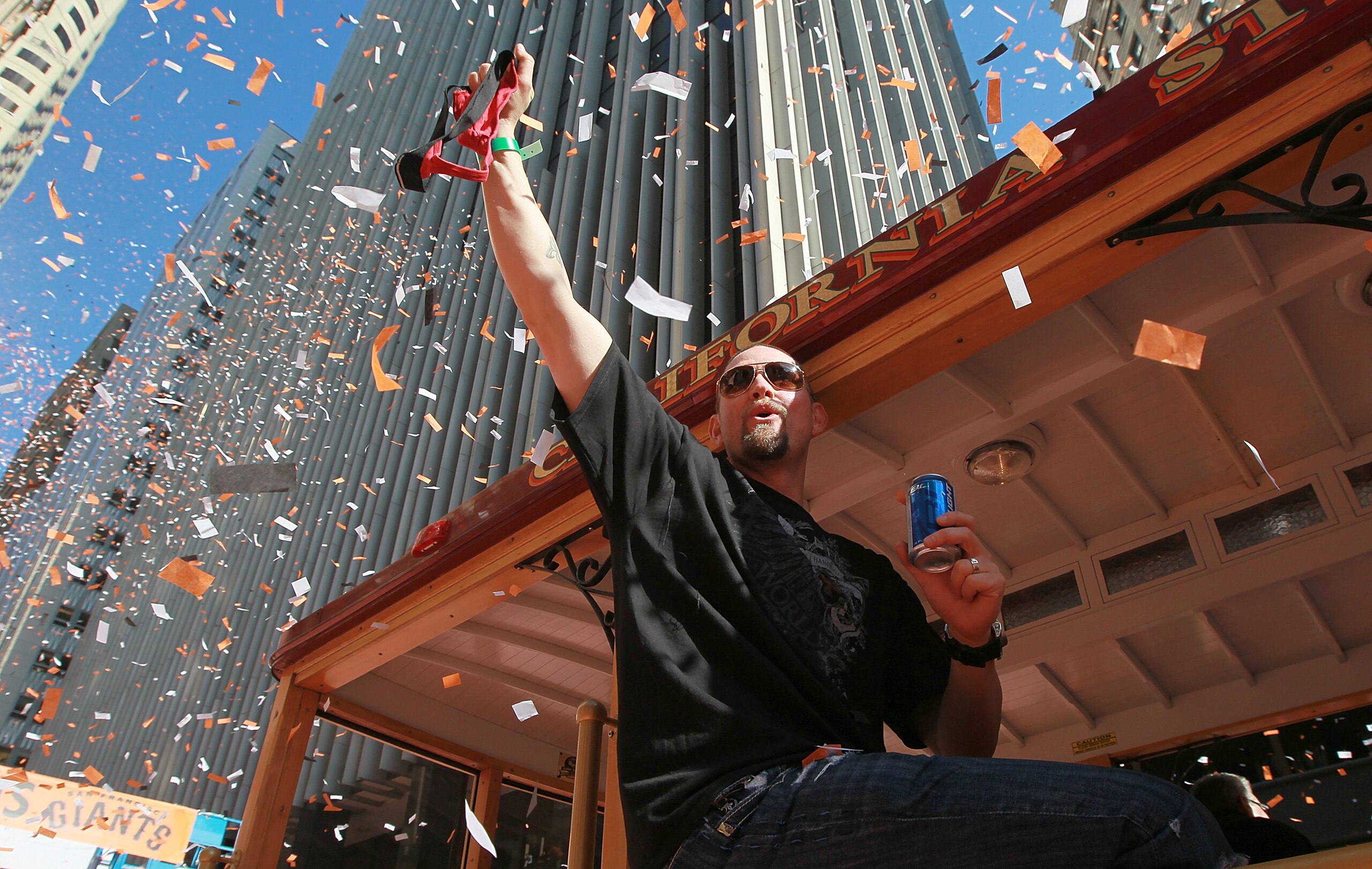 SAN FRANCISCO - NOVEMBER 03:  Aubrey Huff of the San Francisco Giants celebrates during the Giants' vicotry parade on November 3, 2010 in San Francisco, California. Thousands of Giants fans lined the streets of San Francisco to watch the San Francisco Gia