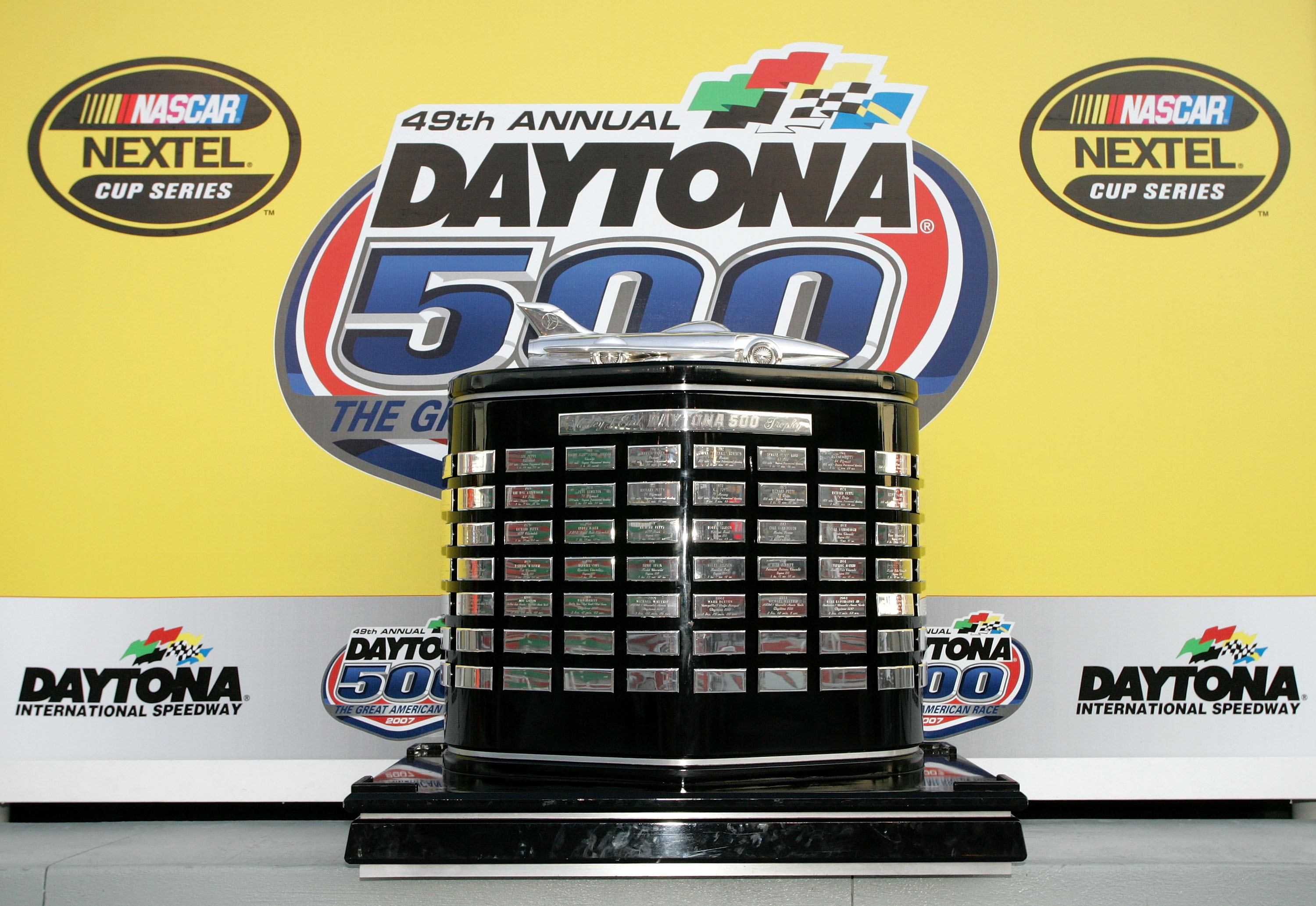 Daytona 500 Celebrity Picks for the Great American Race News, Scores