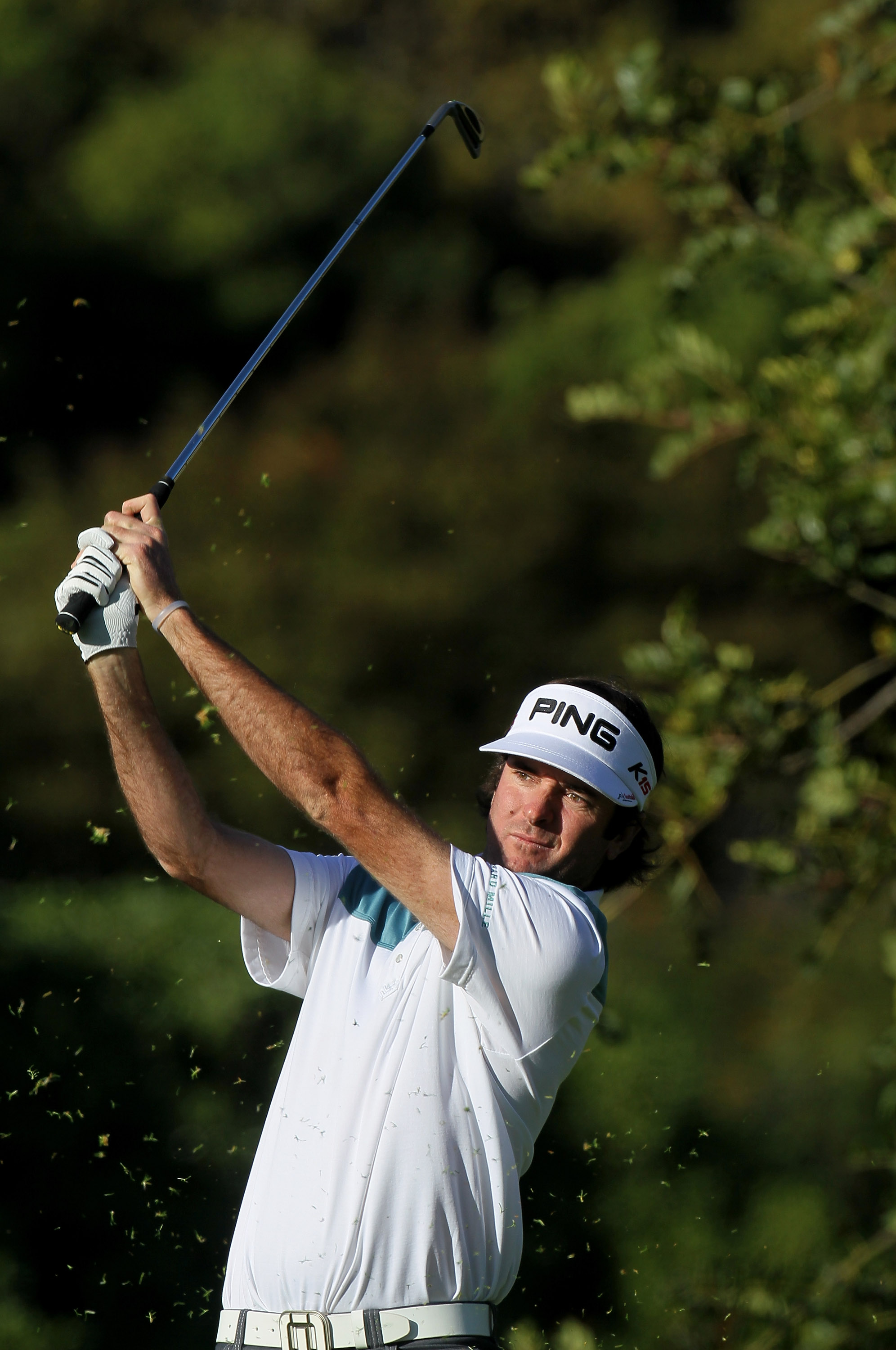 PACIFIC PALISADES, CA - FEBRUARY 17: Bubba Watson hits his tee shot on the fourth hole during round one of the Northern Trust Open at Riviera Counrty Club on February 17, 2011 in Pacific Palisades, California.  (Photo by Stephen Dunn/Getty Images)