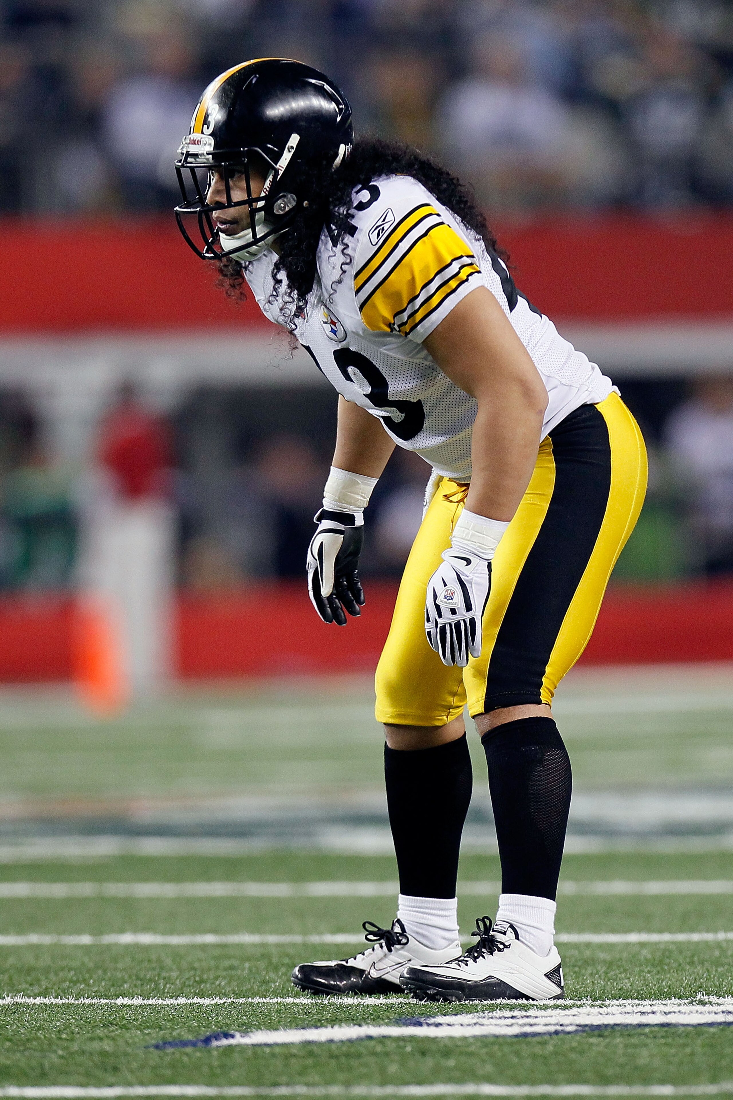 ARLINGTON, TX - FEBRUARY 06:  Troy Polamalu #43 of the Pittsburgh Steelers lines up on defense against the Green Bay Packers during Super Bowl XLV at Cowboys Stadium on February 6, 2011 in Arlington, Texas. The Packers won 31-25.  (Photo by Kevin C. Cox/G