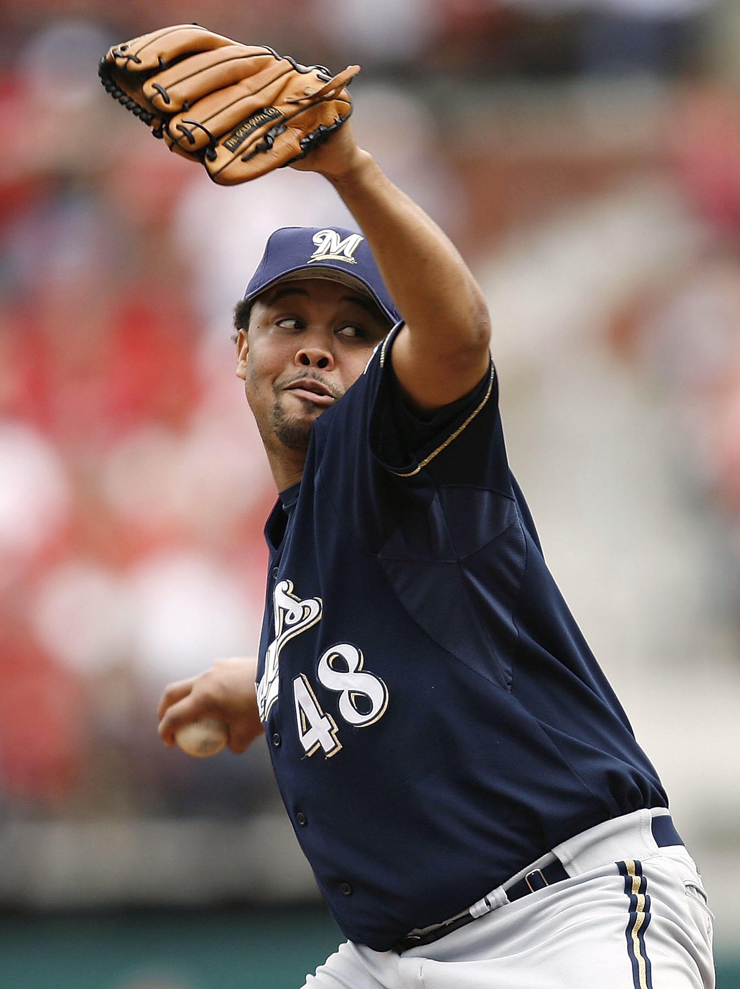 ST. LOUIS - SEPTEMBER 30:  Loosing relief pitcher Francisco Cordero #48 of the Milwaukee Brewers throws against the St. Louis Cardinals on September 30, 2006 at Busch Stadium in St. Louis, Missouri. The Cardinals defeated the Brewers 3-2.  (Photo by Dilip