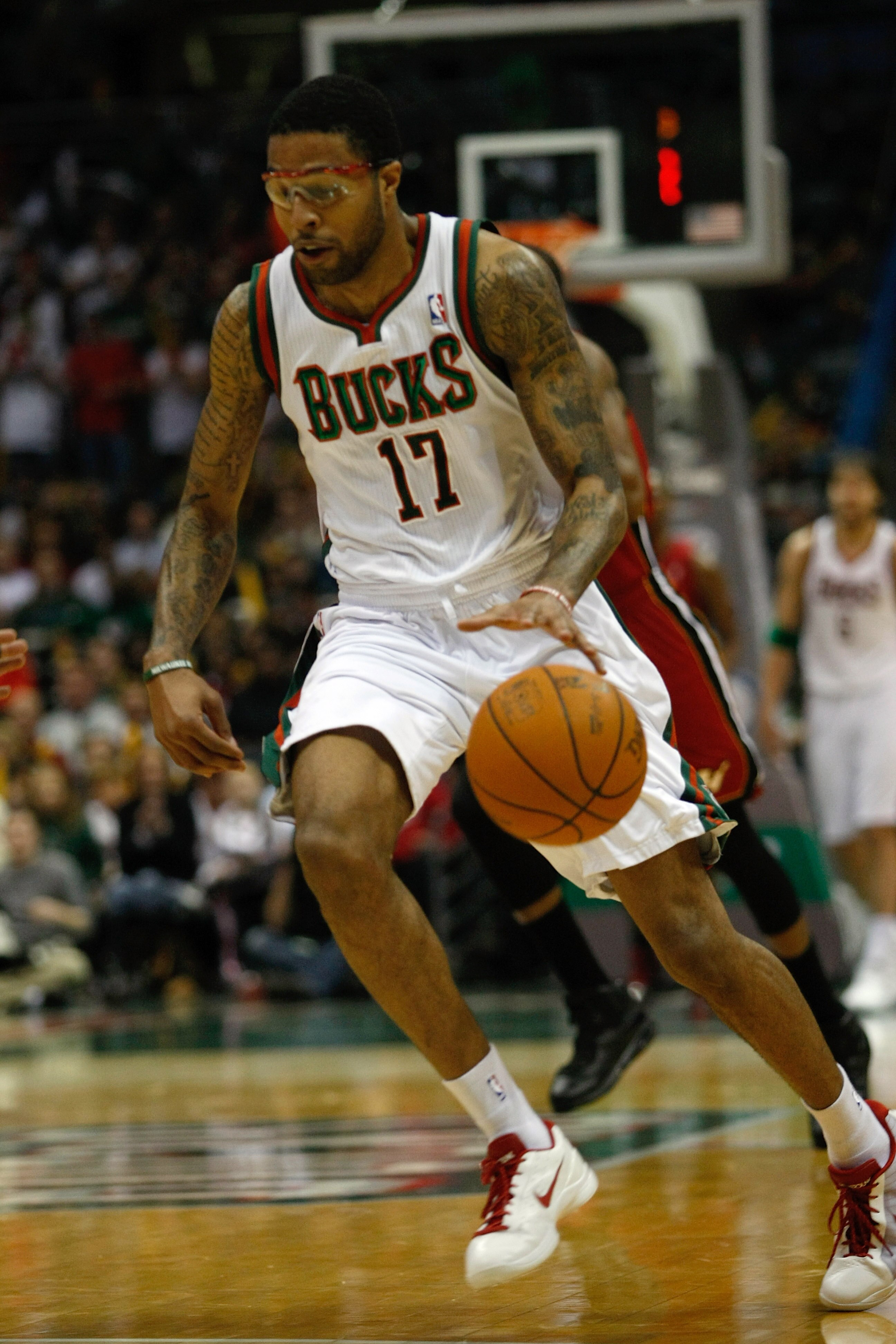 MILWAUKEE, WI - JANUARY 07: Chris Douglas-Roberts #17 of the Milwaukee Bucks drives to the basket against the Miami Heat at the Bradley Center on January 7, 2011 in Milwaukee, Wisconsin. NOTE TO USER: User expressly acknowledges and agrees that, by downlo